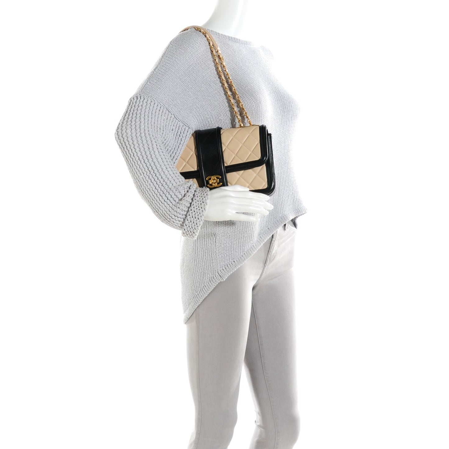Lambskin Quilted Medium Elegant CC Flap Beige Black