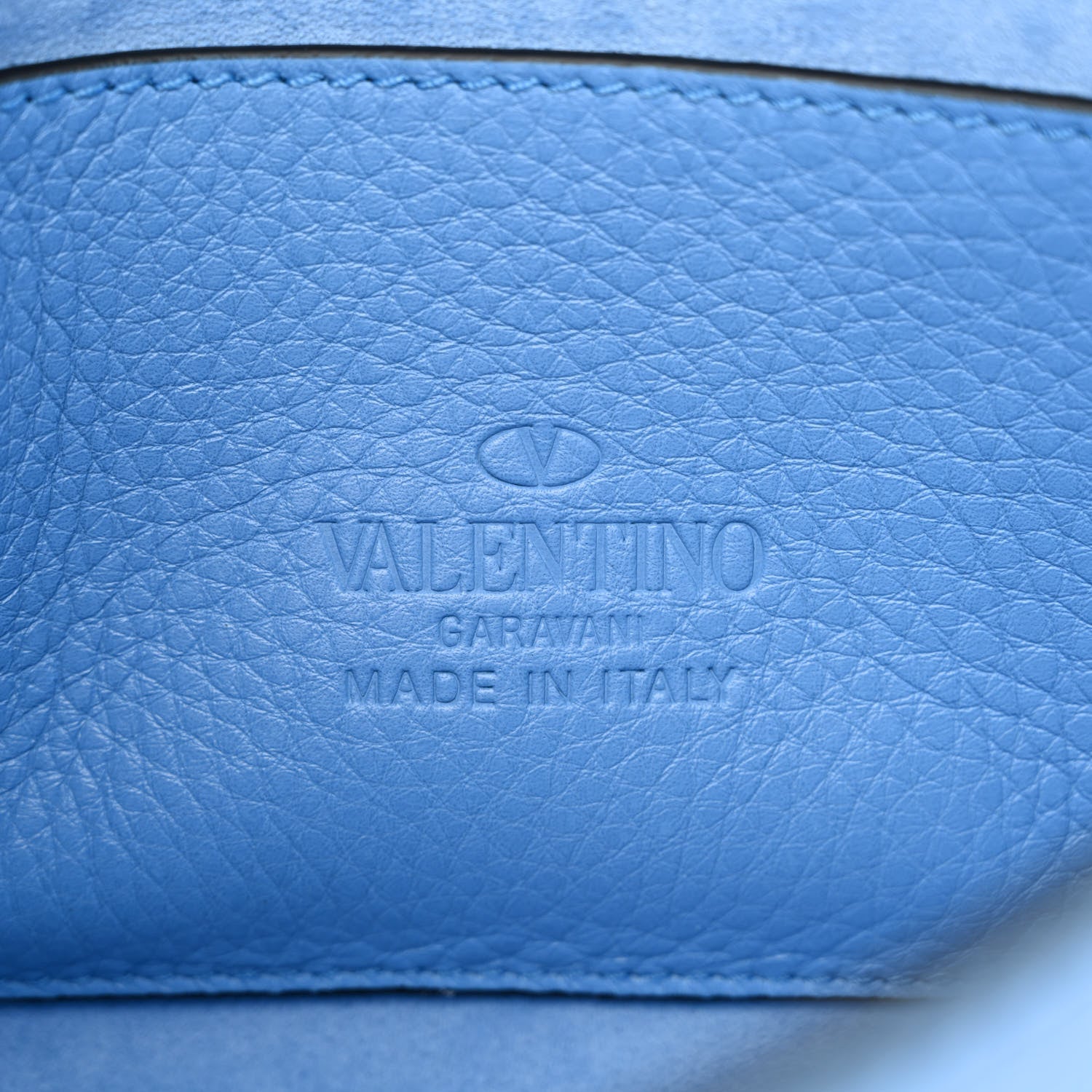 Valentino Garavani Pebbled Calfskin Medium Rockstud Flip Lock Crossbody Bag Denim 6 of 9
