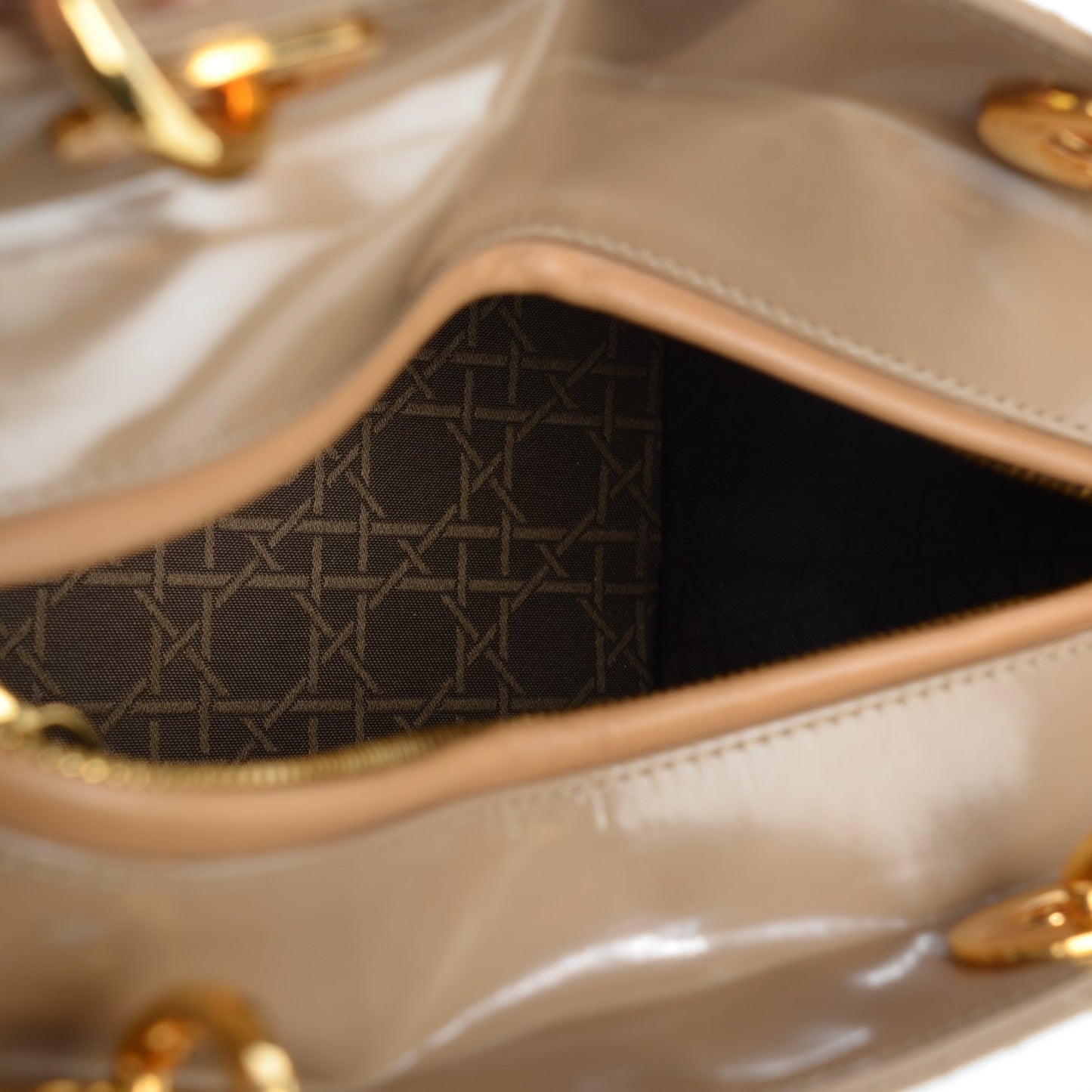 Patent Medium Lady Dior Beige