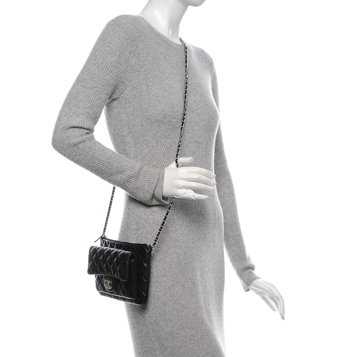 Lambskin Quilted Daily Zip Crossbody Black