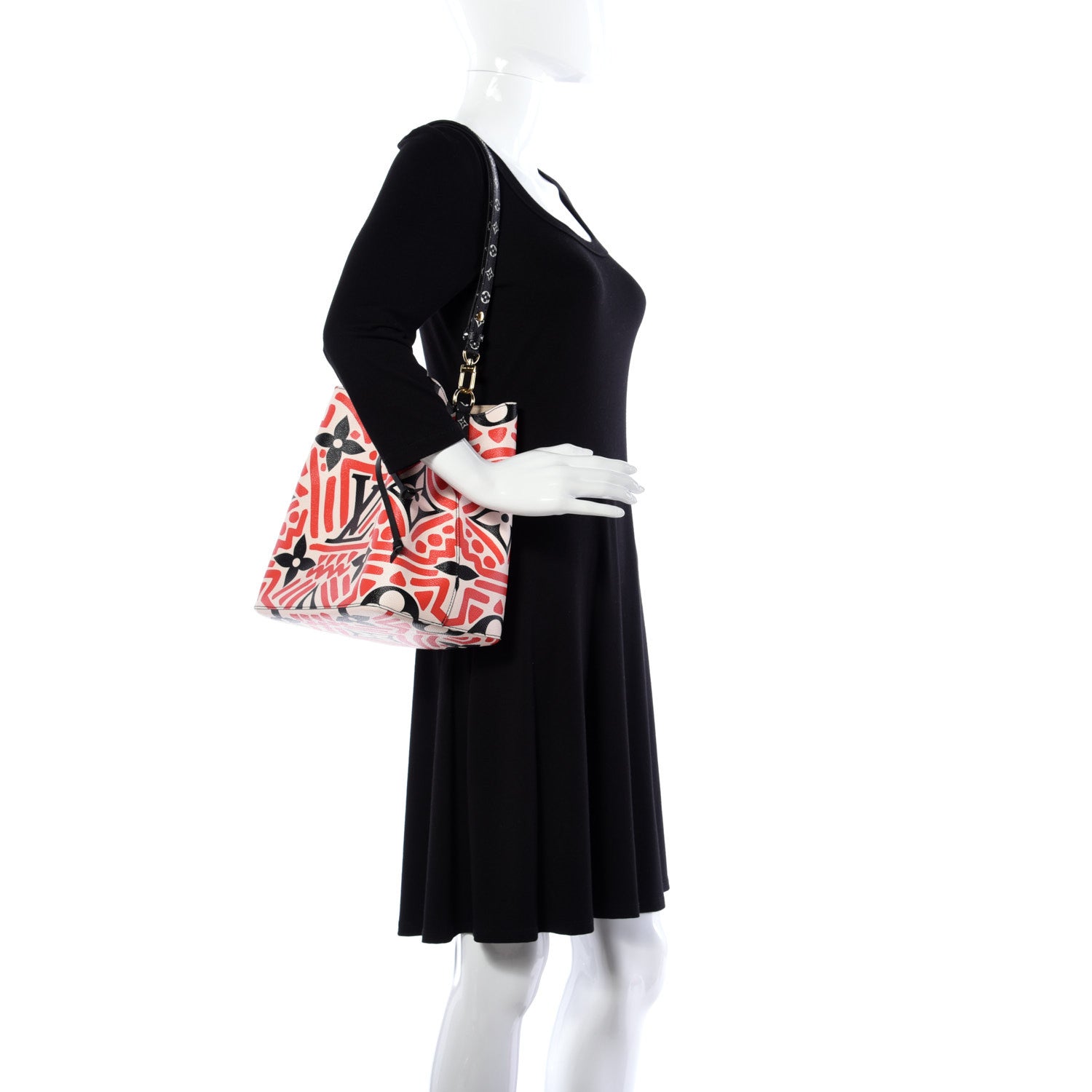 Louis Vuitton Monogram Giant Crafty NeoNoe MM Creme Rouge Black 2 of 8