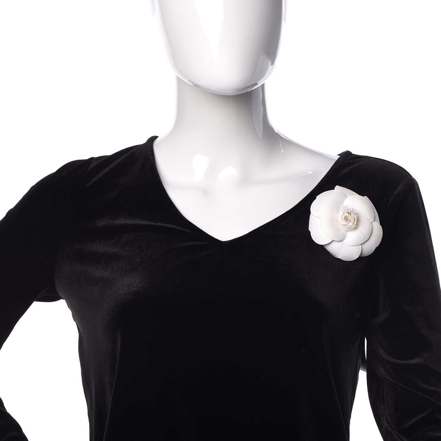 Camellia Brooch Pin White