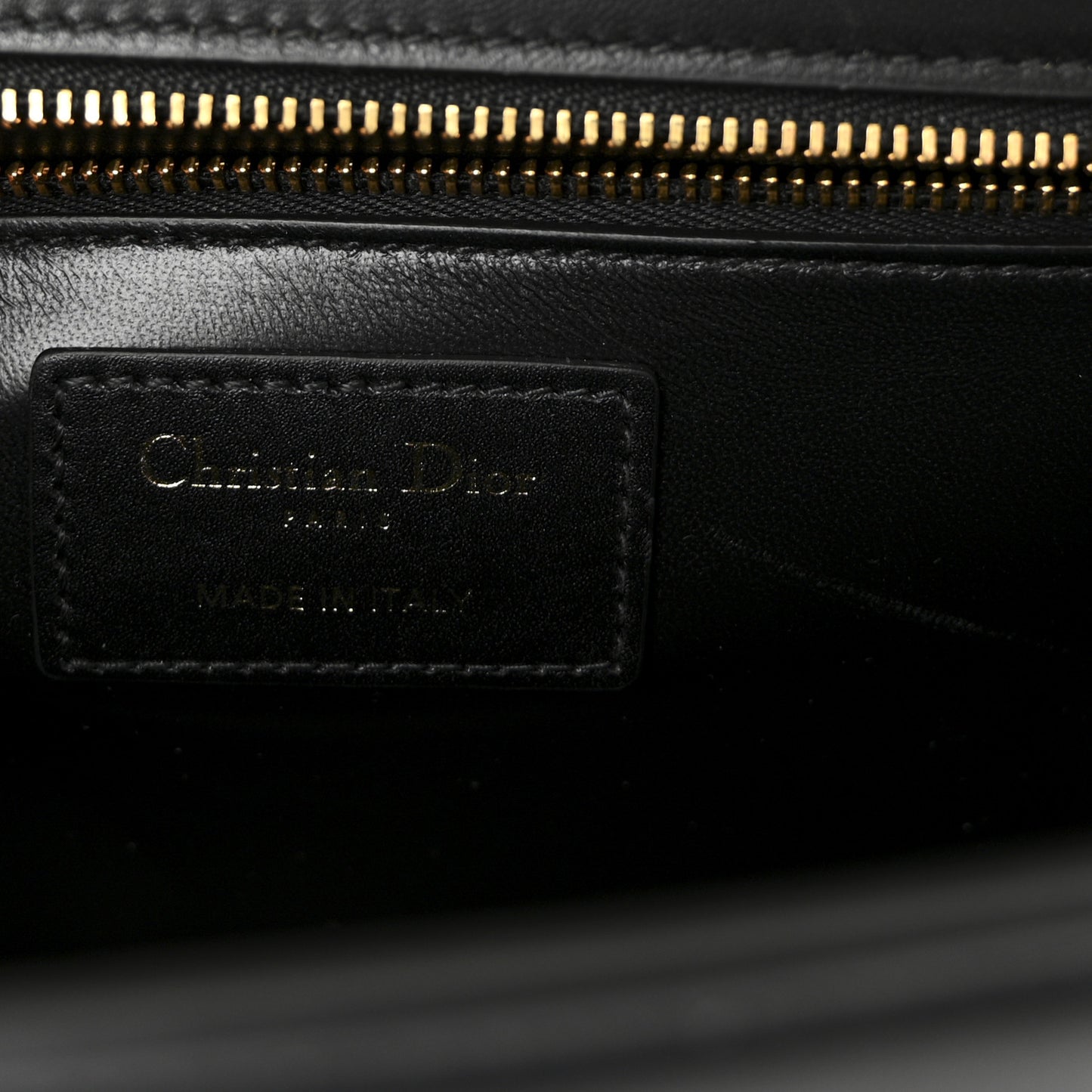 Box Calfskin 30 Montaigne Flap Bag Black