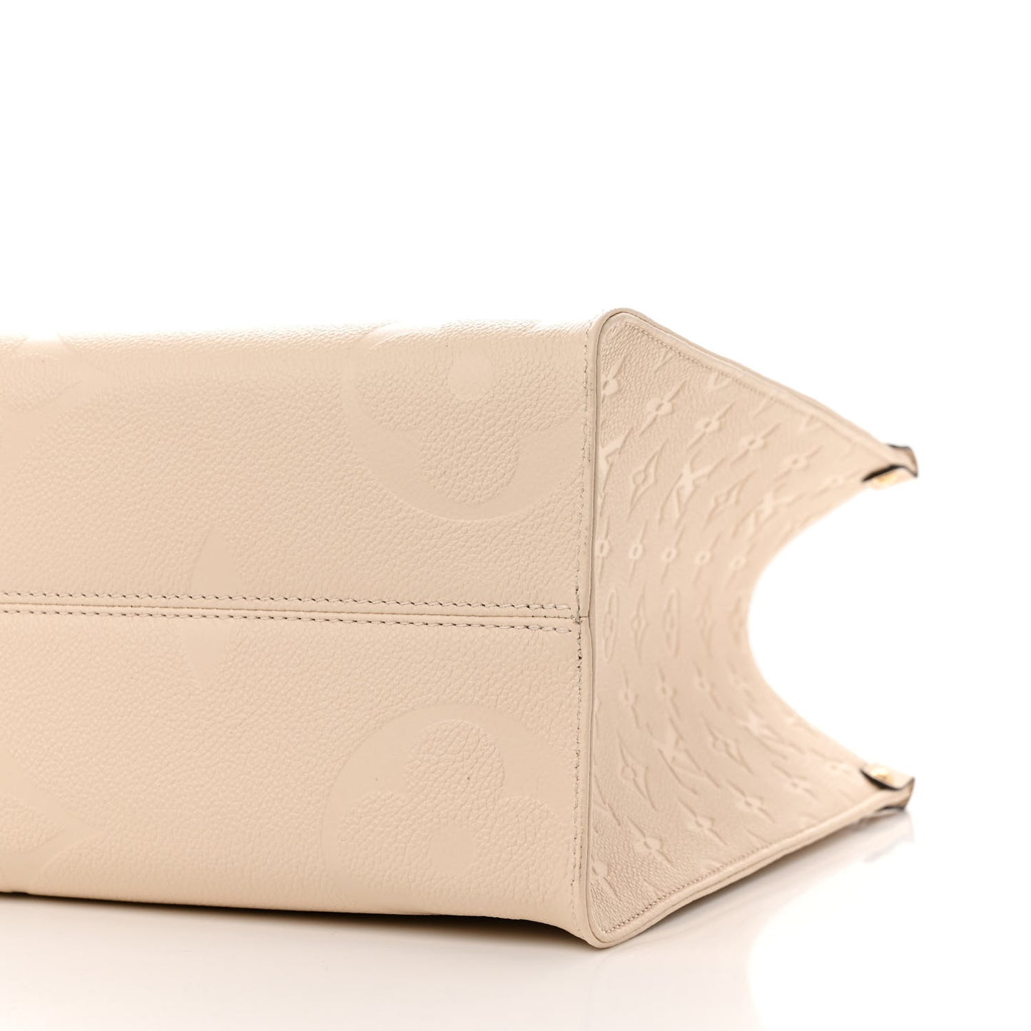 Empreinte Monogram Giant Onthego MM Creme