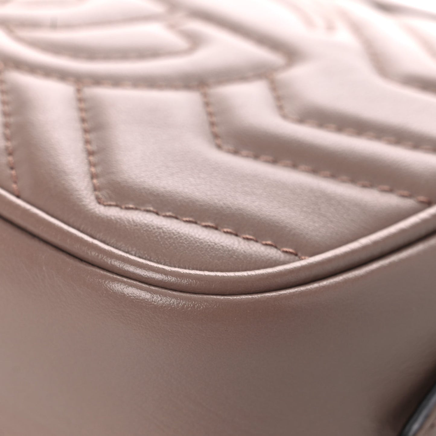 Calfskin Matelasse Mini GG Marmont Chain Shoulder Bag Porcelain Rose