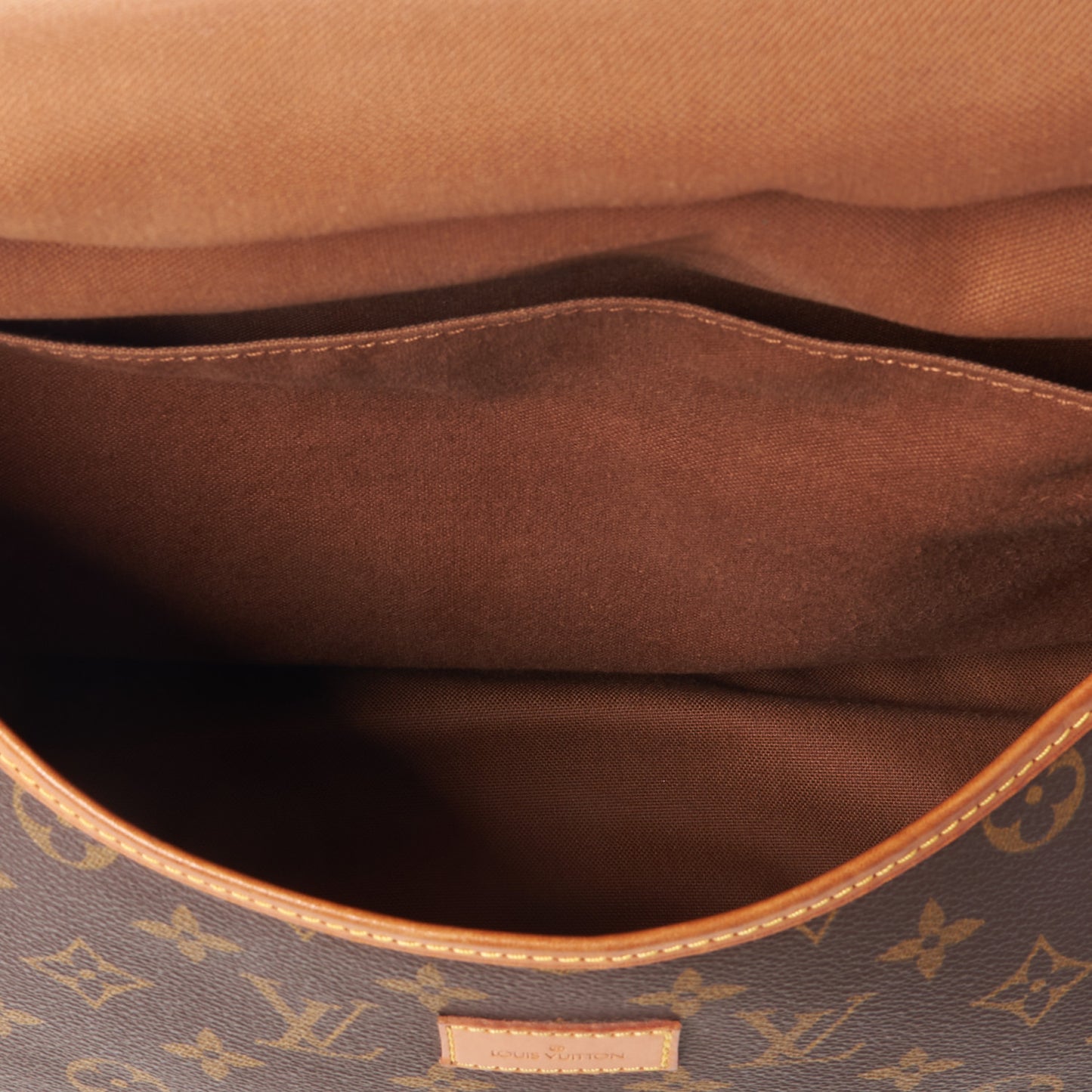 Monogram Saumur 35