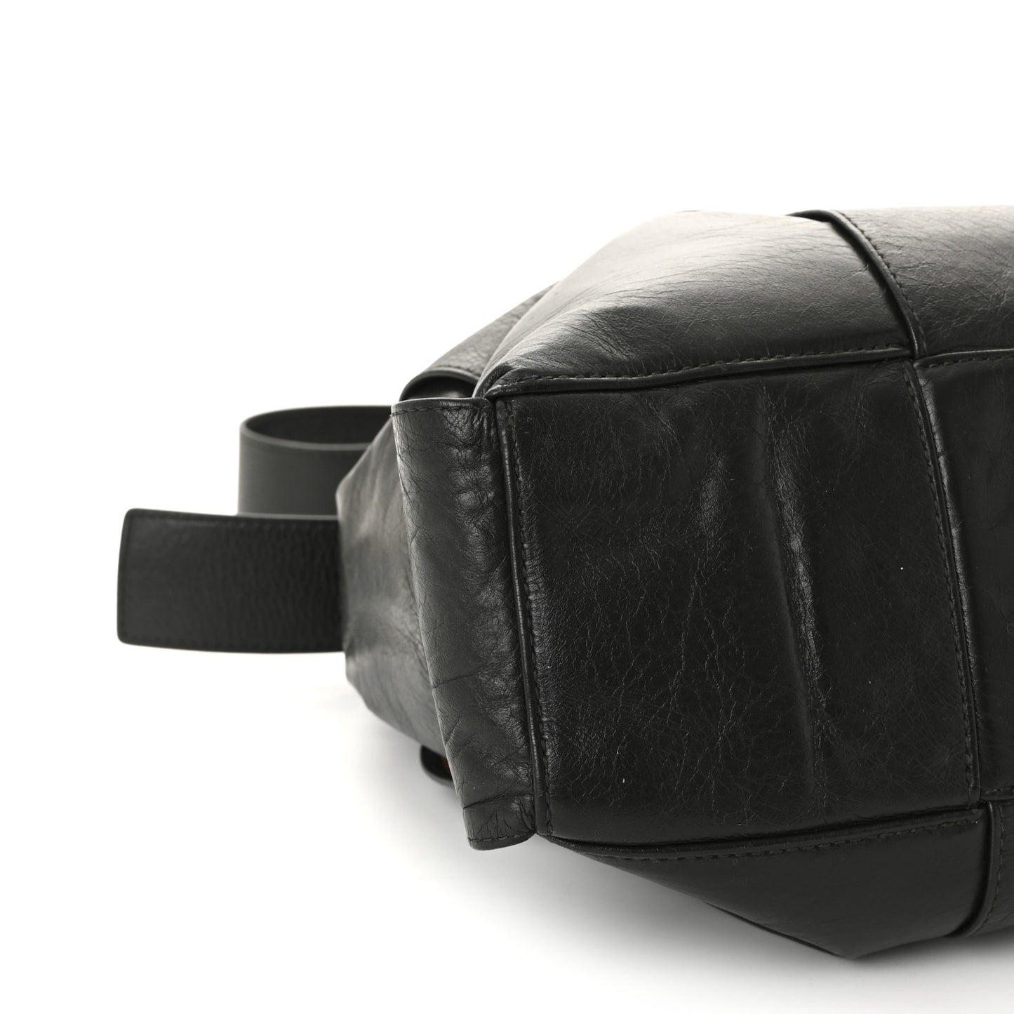 Paper Calfskin Maxi Intreccio Medium Arco Camera Bag Camping