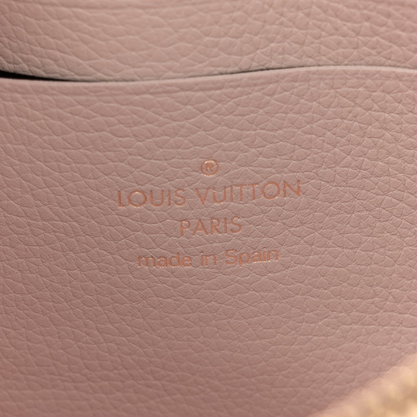 Soft Calfskin My Lockme Chain Pochette Greige