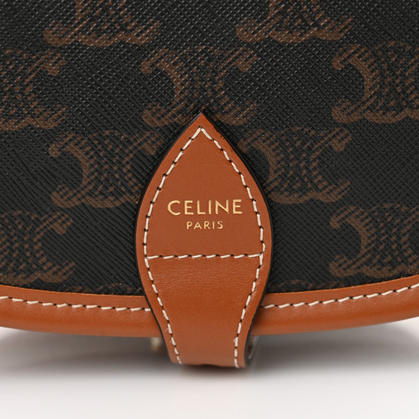 Triomphe Canvas Medium Folco Bag Tan