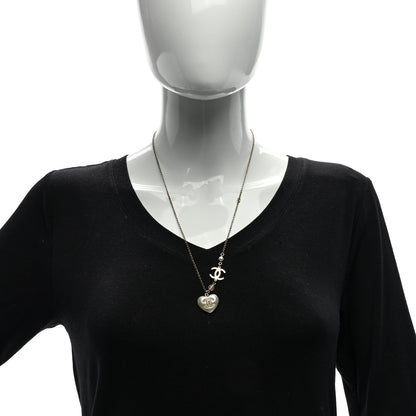 Chanel Resin Crystal CC Heart Necklace Pearly White Gold 2 of 4