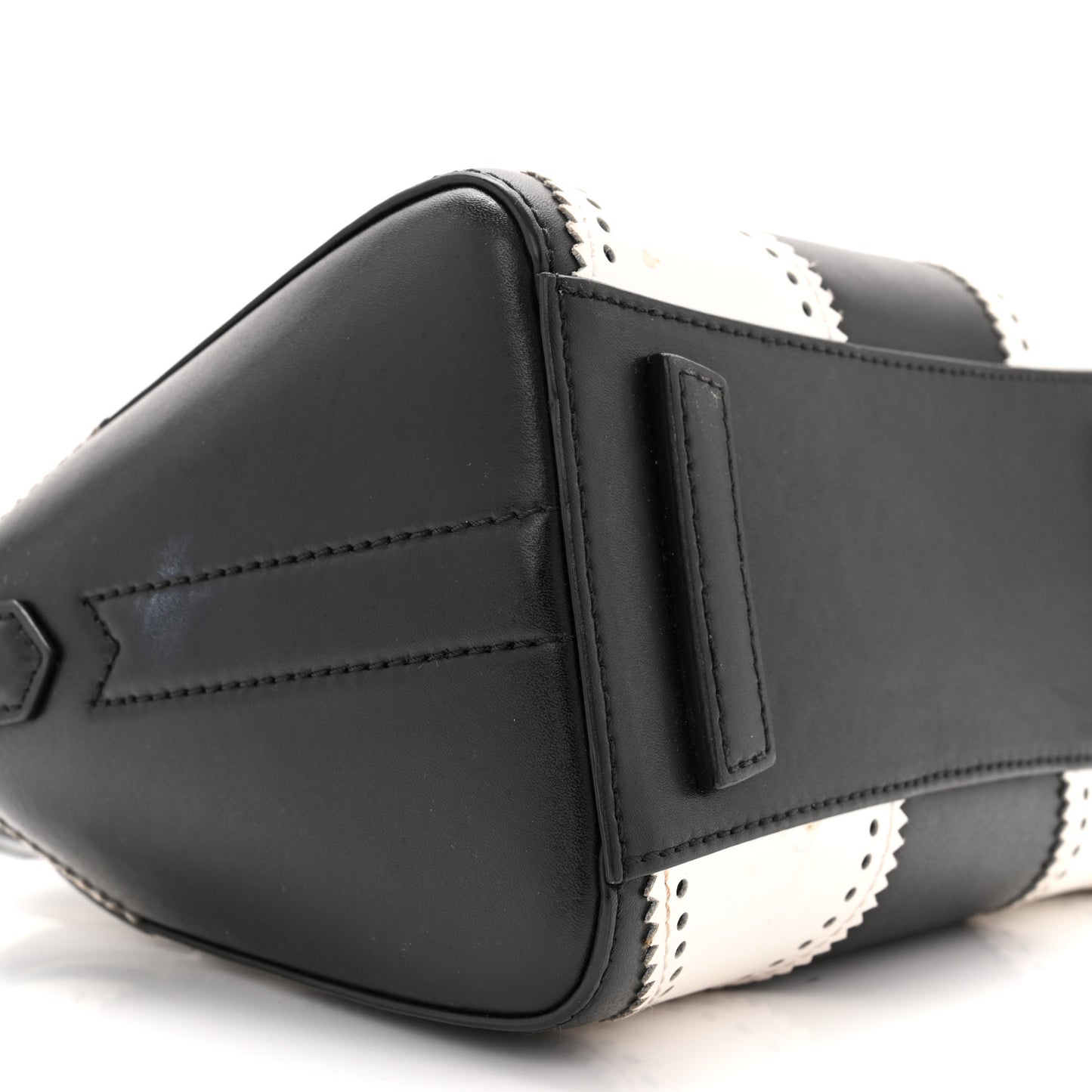 Calfskin Brogue Small Antigona Black White