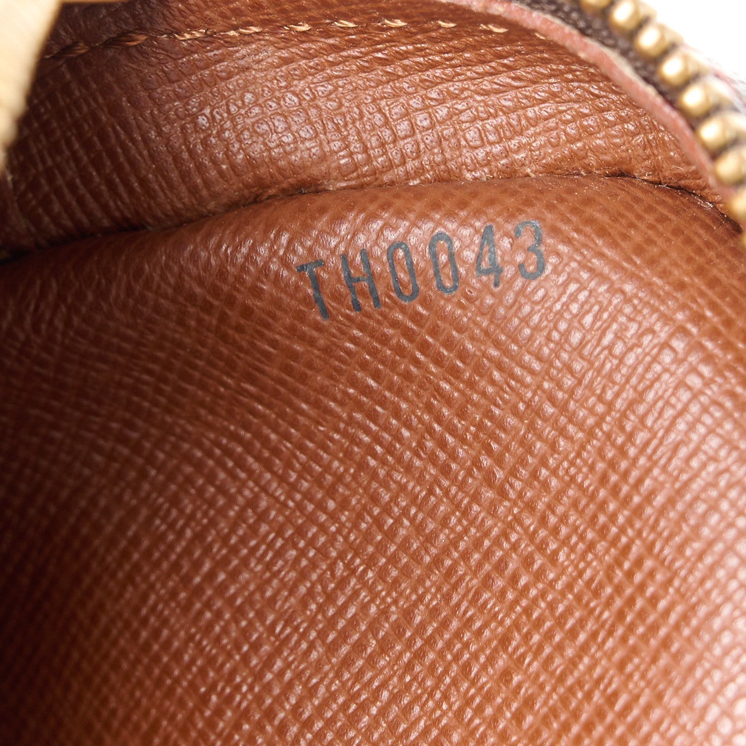 Louis Vuitton Monogram Amazone 7 of 10