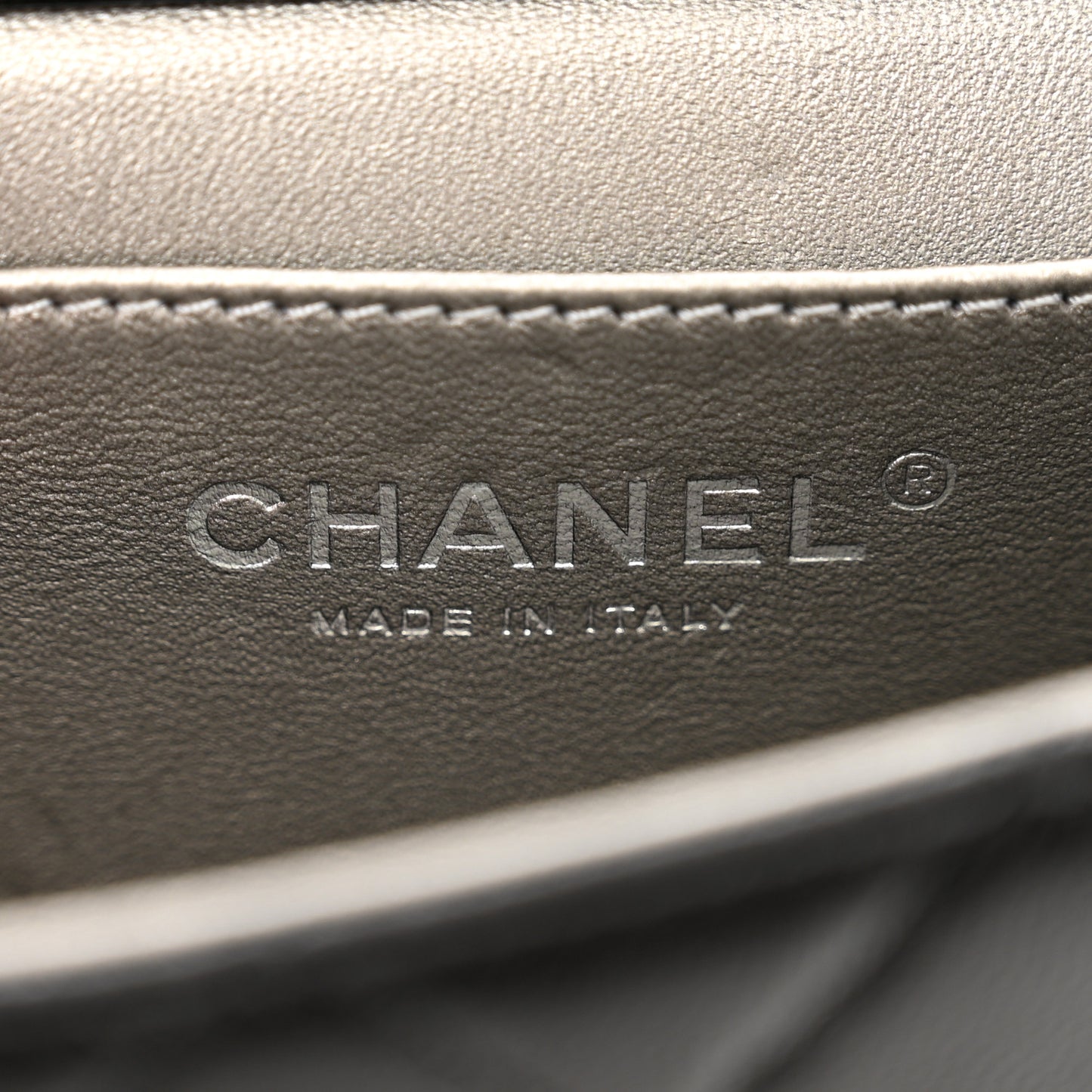 Goatskin Quilted Chic Pearls Flap Black