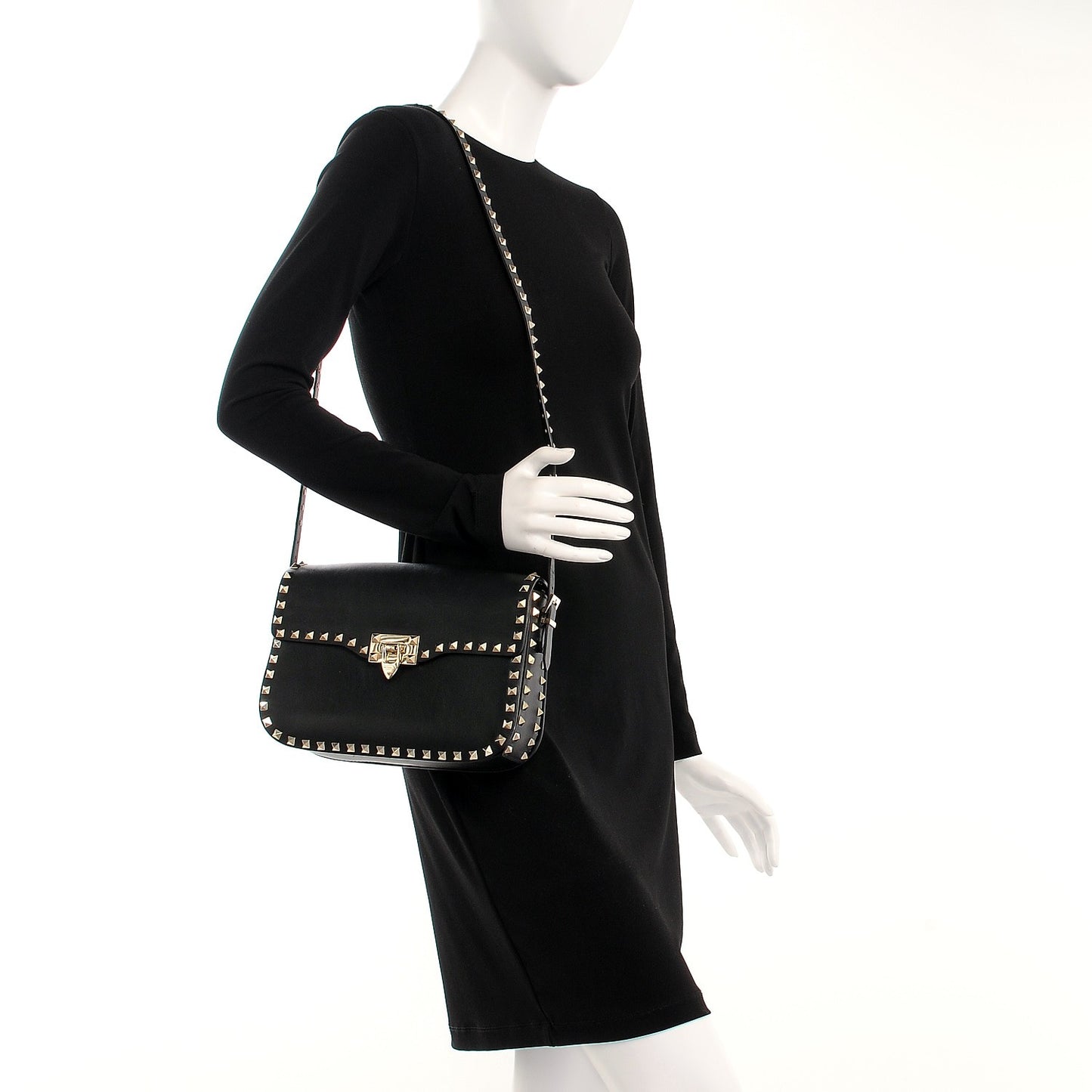 Vitello Medium Rockstud Flap Saddle Bag Black