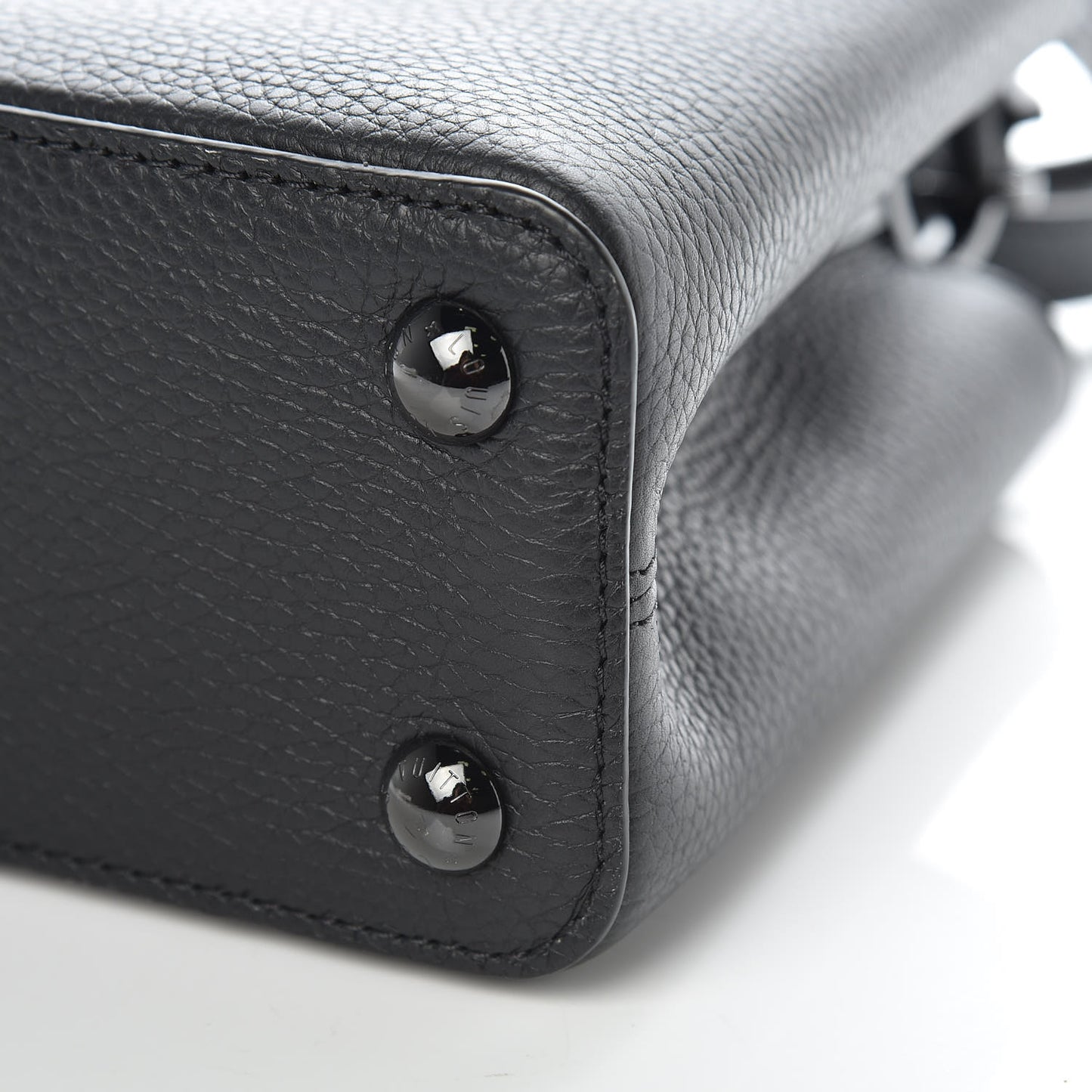 Taurillon Capucines BB Black