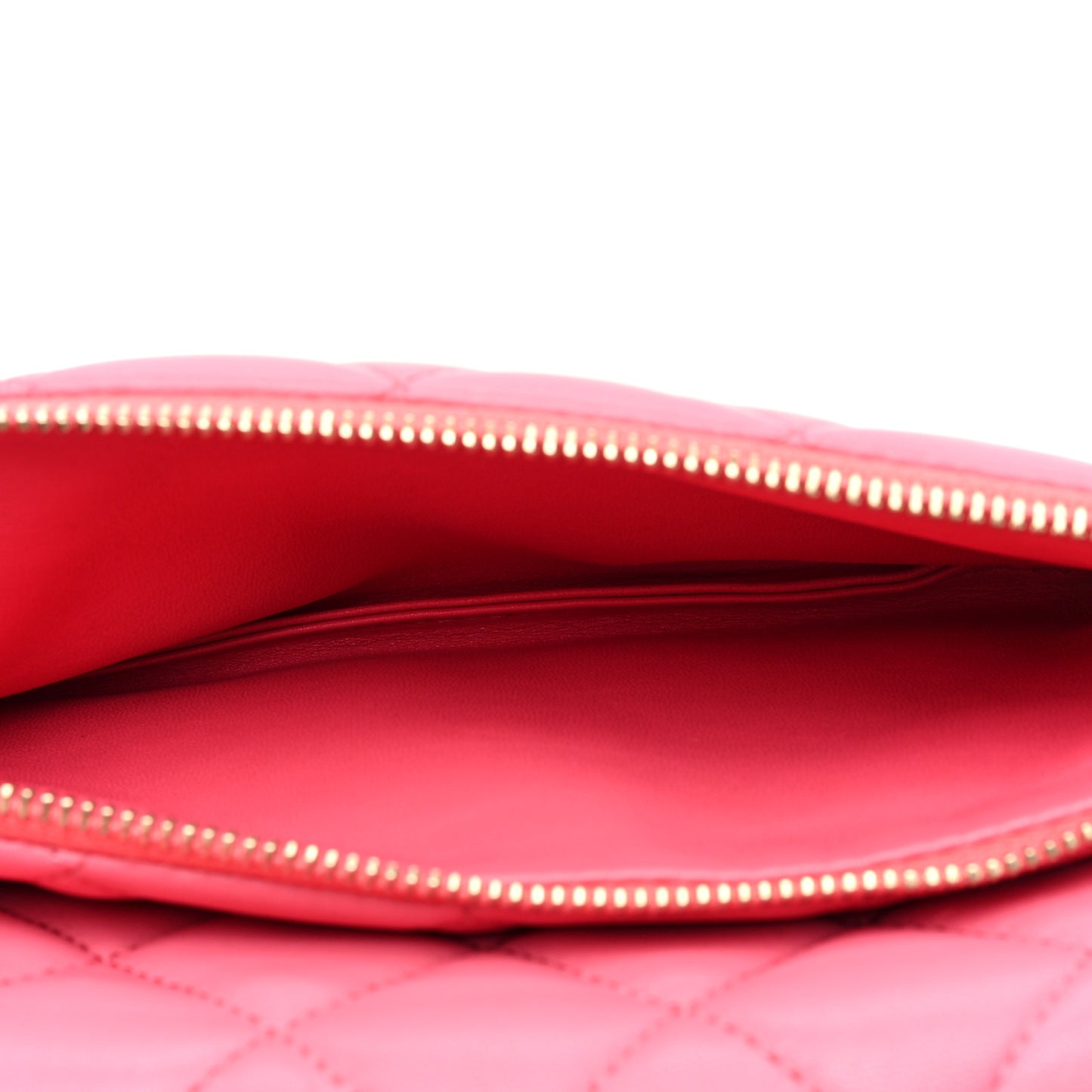 Lambskin Quilted CC Pocket Clutch With Chain Pink