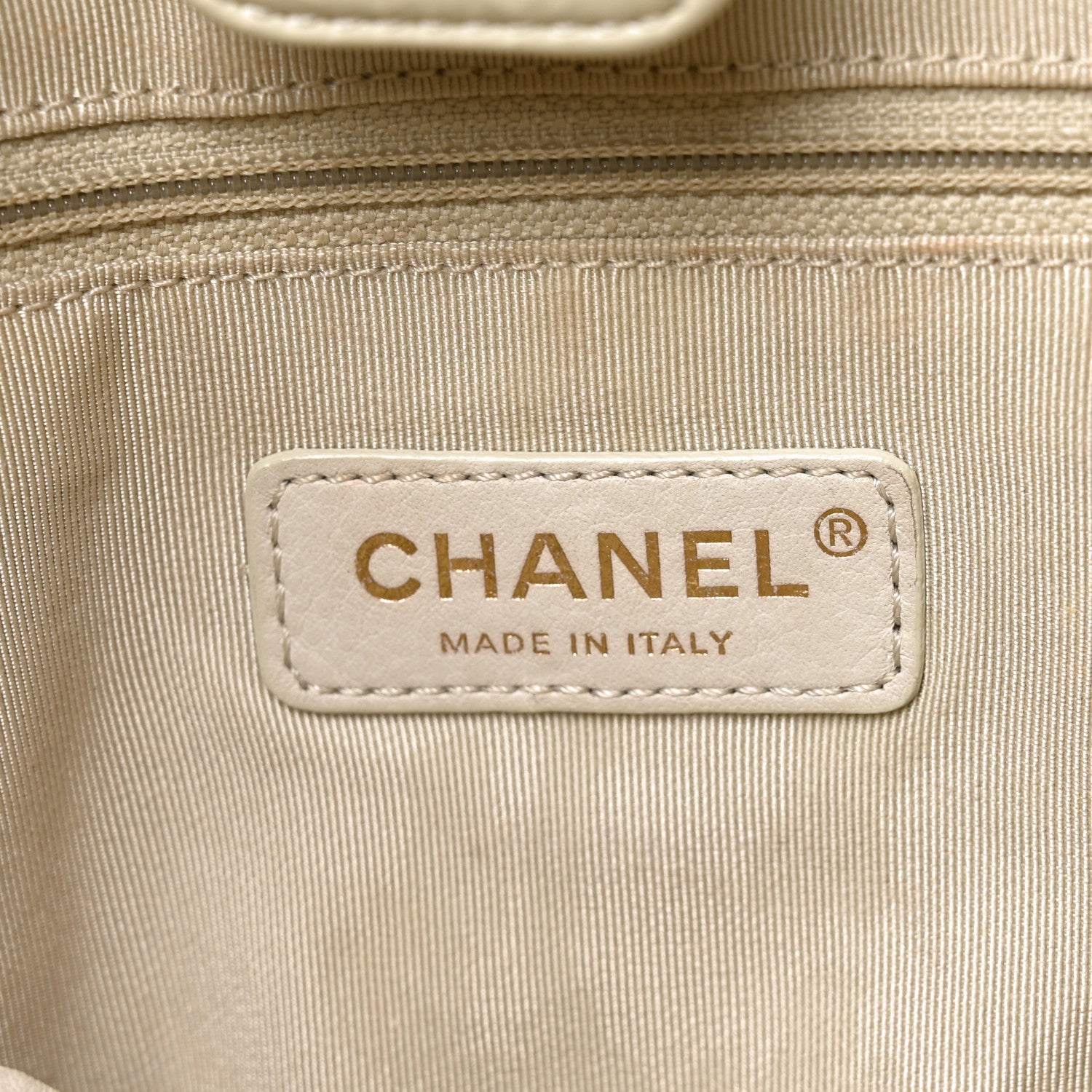 Chanel Shiny Aged Calfskin North South Shopping Bag White 6 of 11