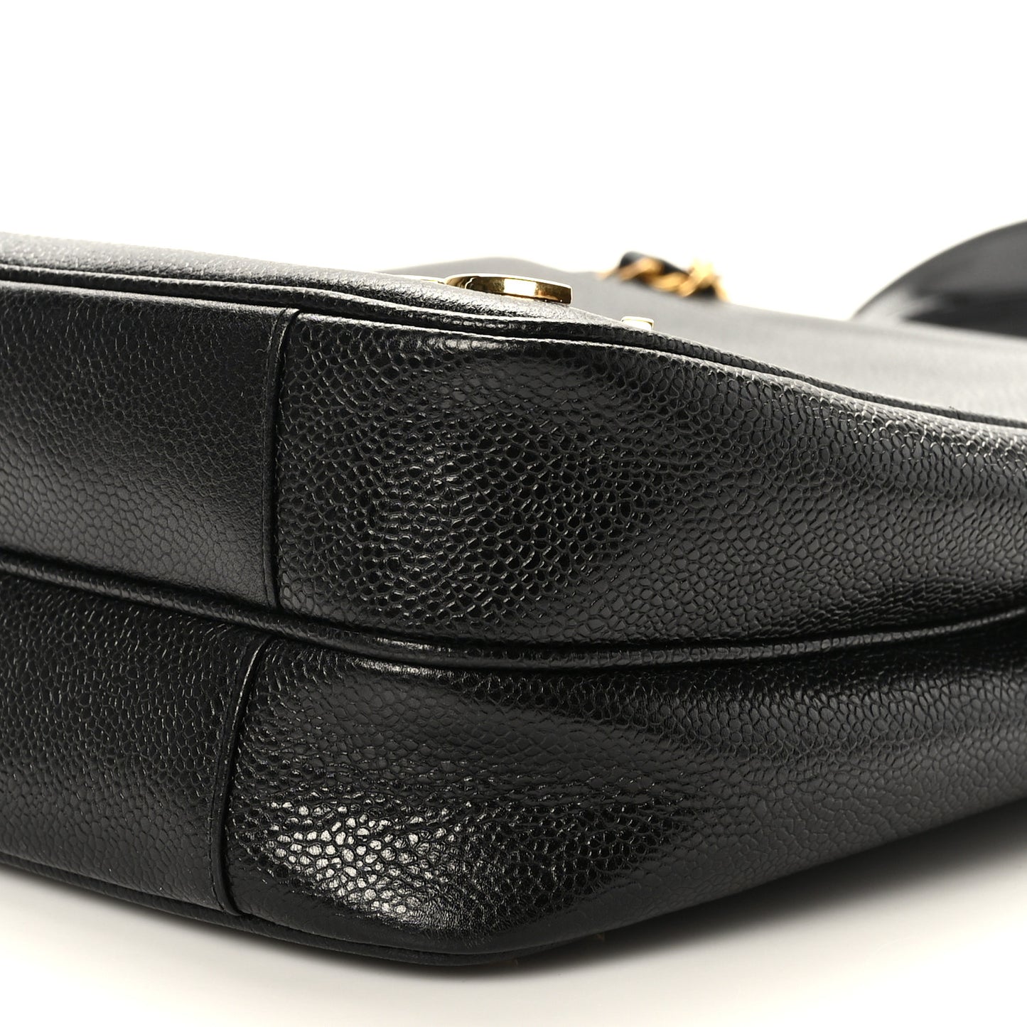 Caviar CC Shoulder Bag Black