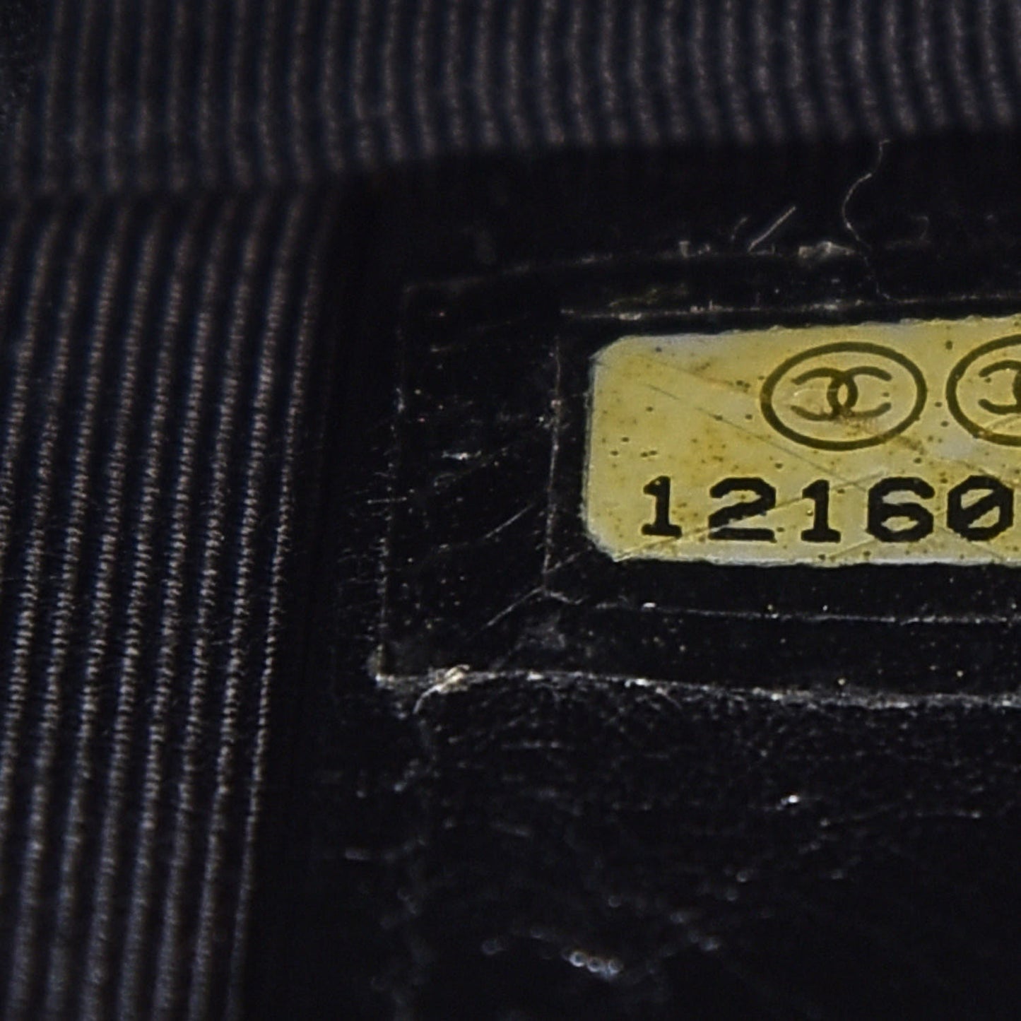 Glazed Aged Calfskin Reissue Wallet On Chain WOC Grey
