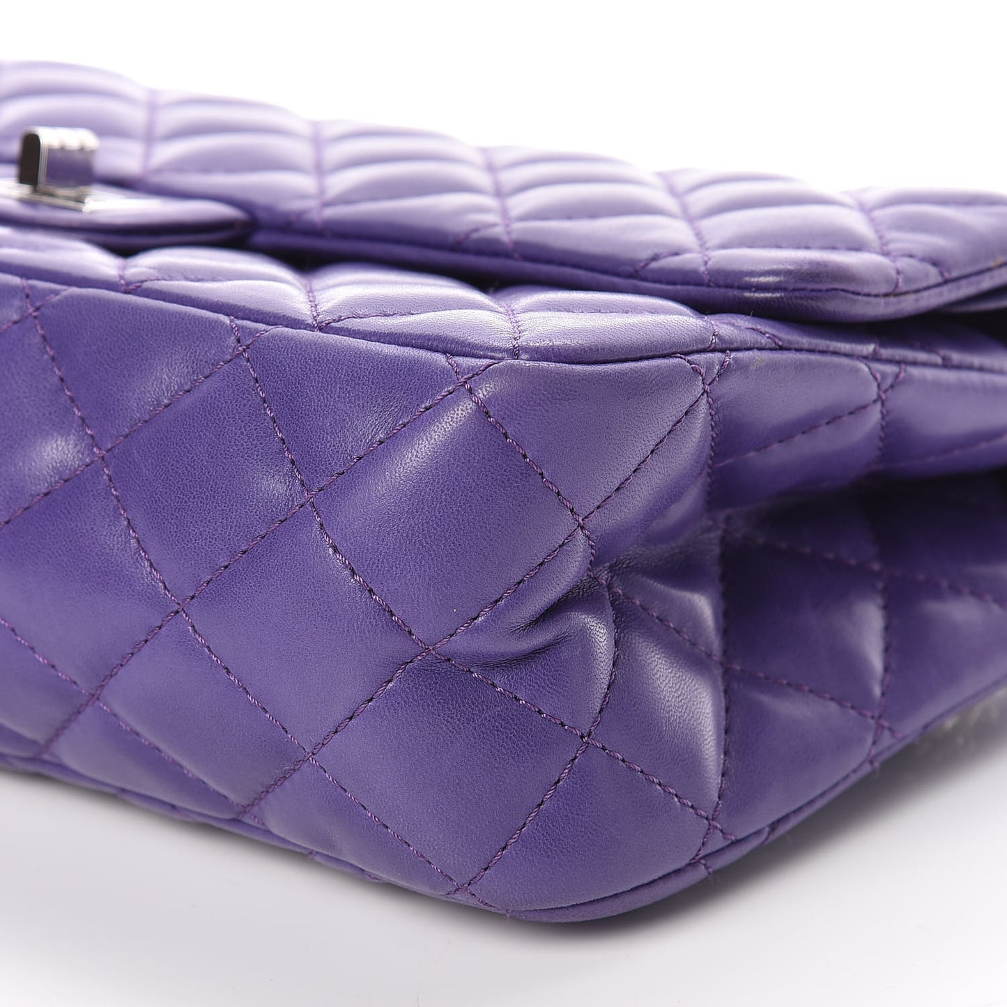 Lambskin Quilted 2.55 Reissue 226 Flap Purple