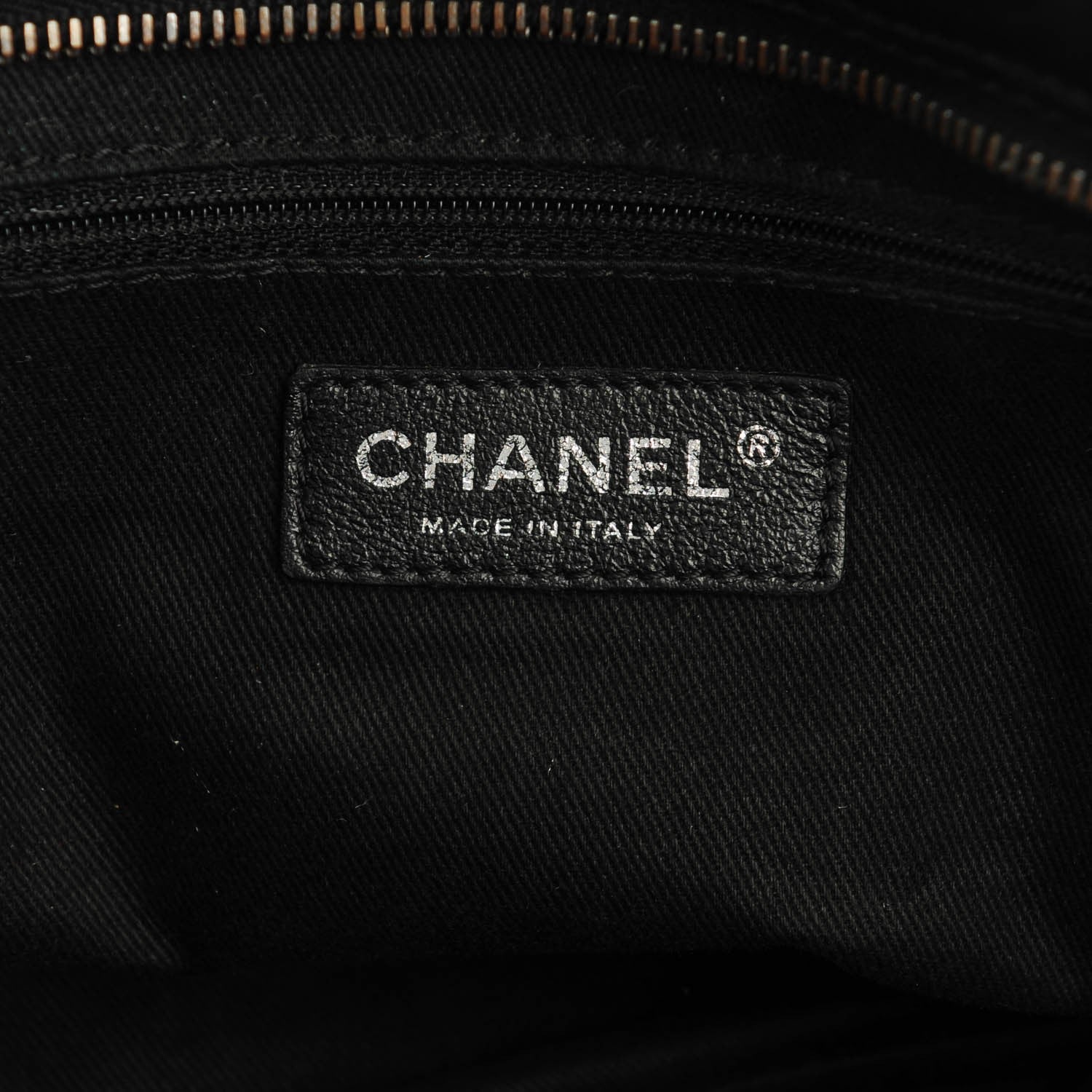 Chanel Calfskin Small Diamond Stitch Tote Black 6 of 7