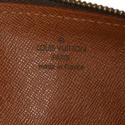 Louis Vuitton Monogram Papillon 30 With Companion 7 of 7