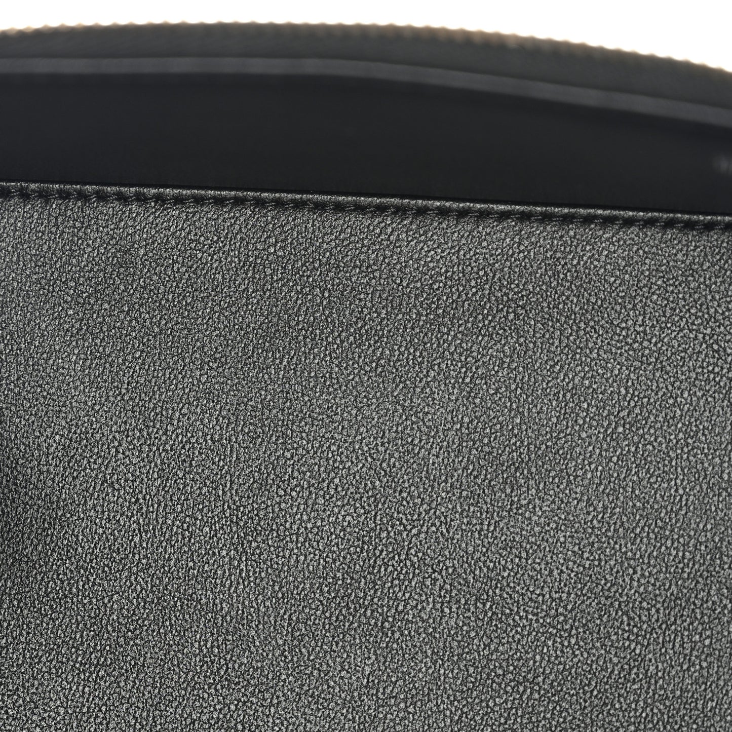 Lambskin Quilted Small Top Handle Vanity Case With Chain Black