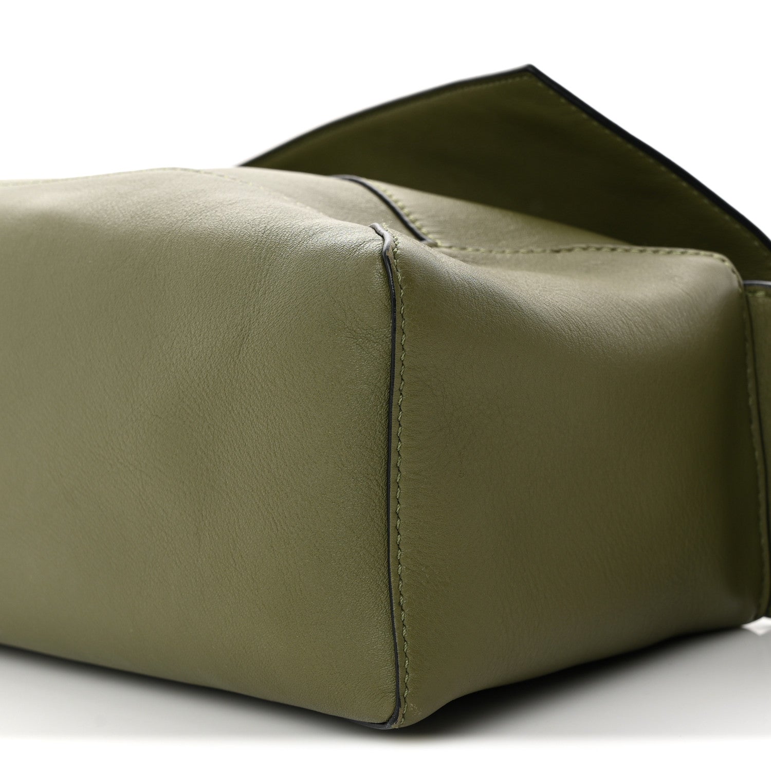Loewe Calfskin Puzzle Hobo Avocado 1883939 – FASHIONPHILE