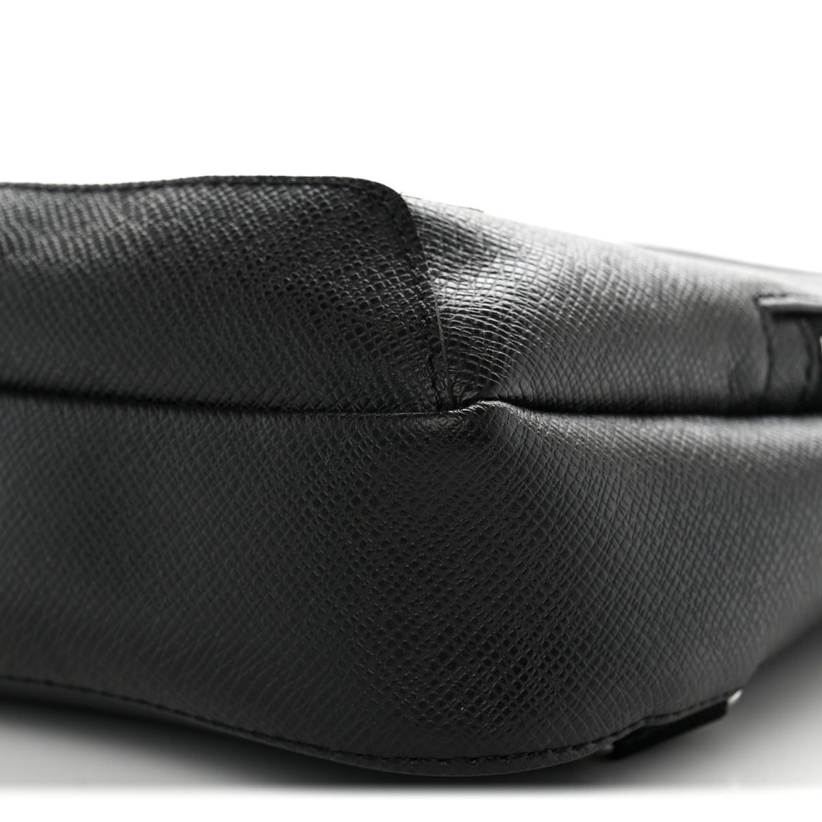 Louis Vuitton Taiga Avenue Sling Bag Ardoise 9 of 9