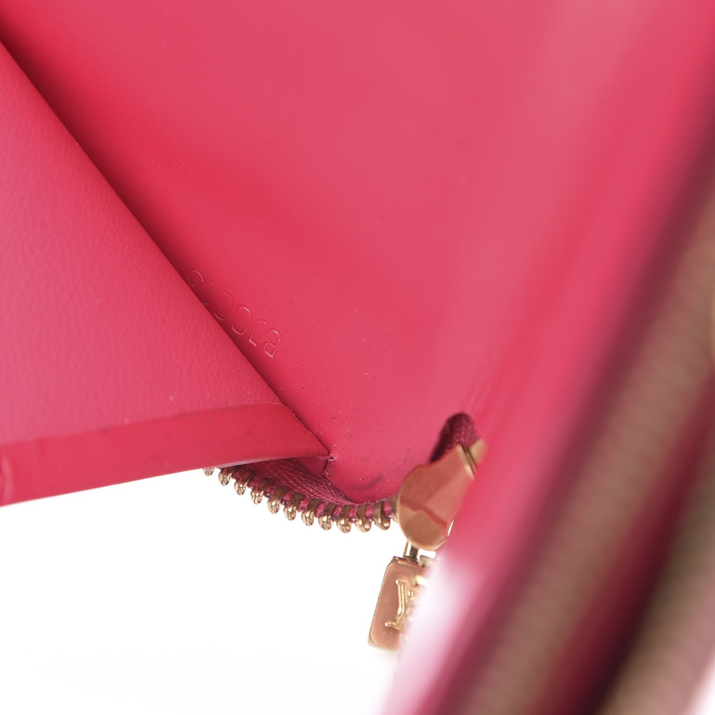 Vernis Eldridge Wallet Fuchsia