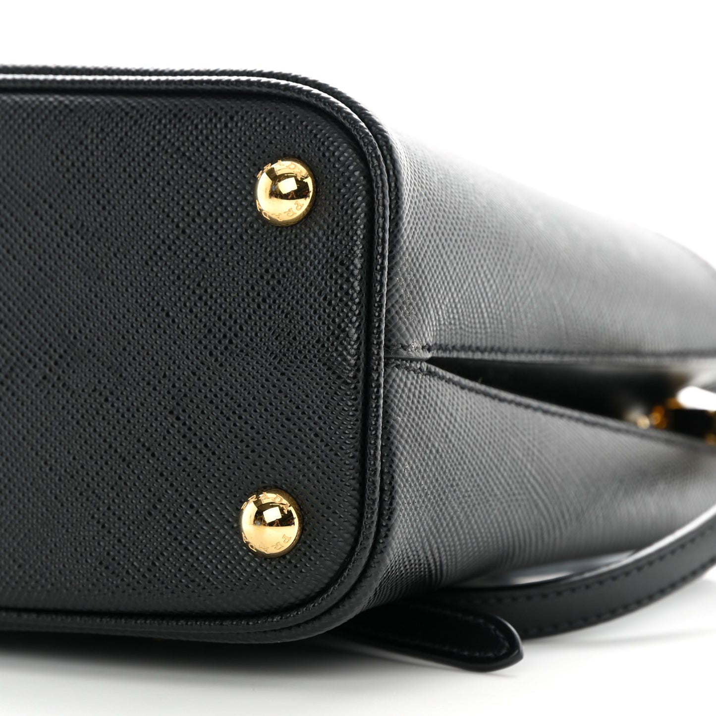 Saffiano Cuir Small Panier Bucket Bag Black Fuoco