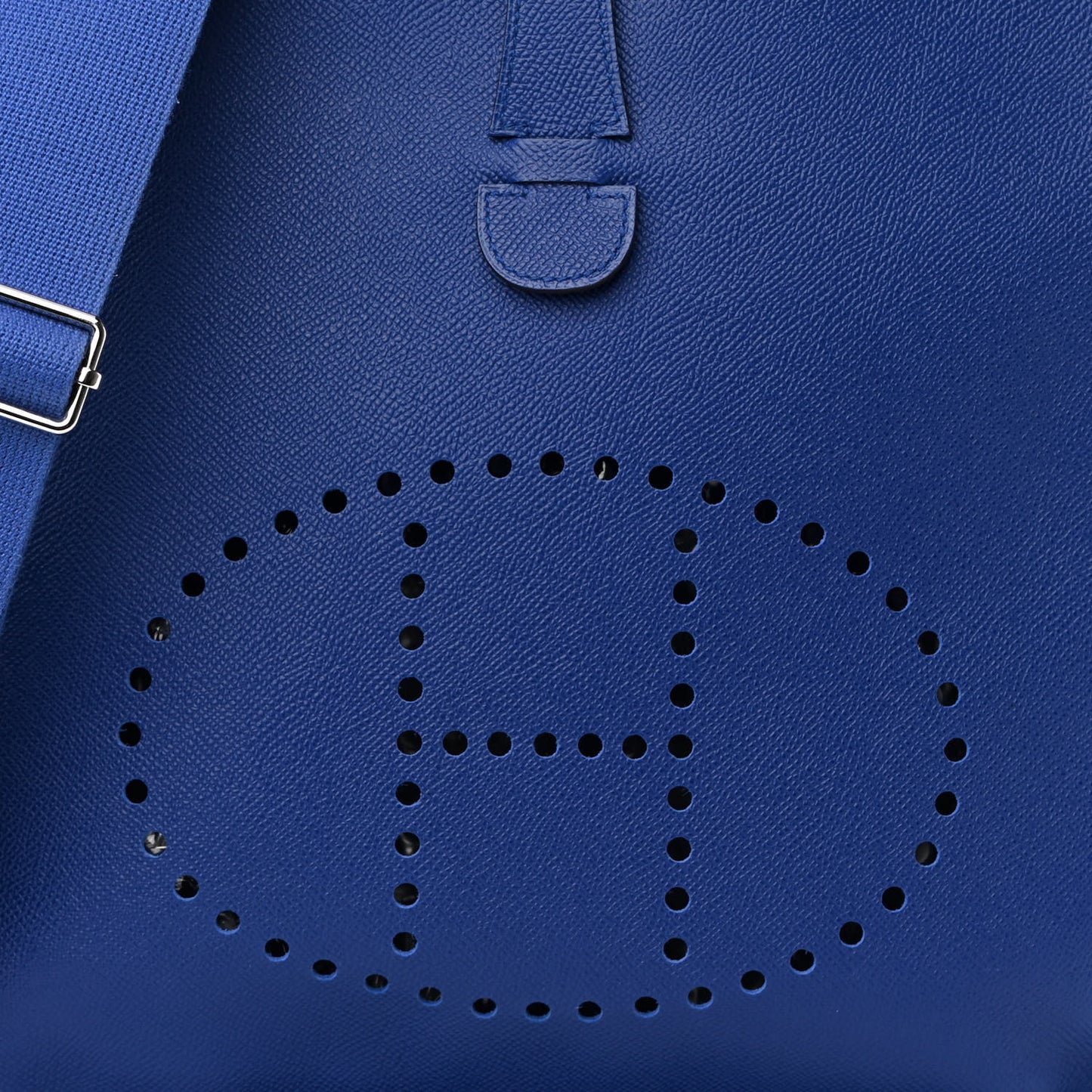 Epsom Evelyne III GM Bleu Electrique