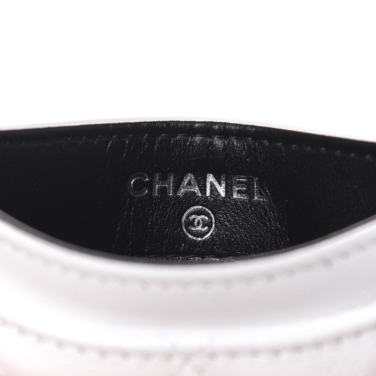 Caviar Quilted My Everything Card Holder White Black