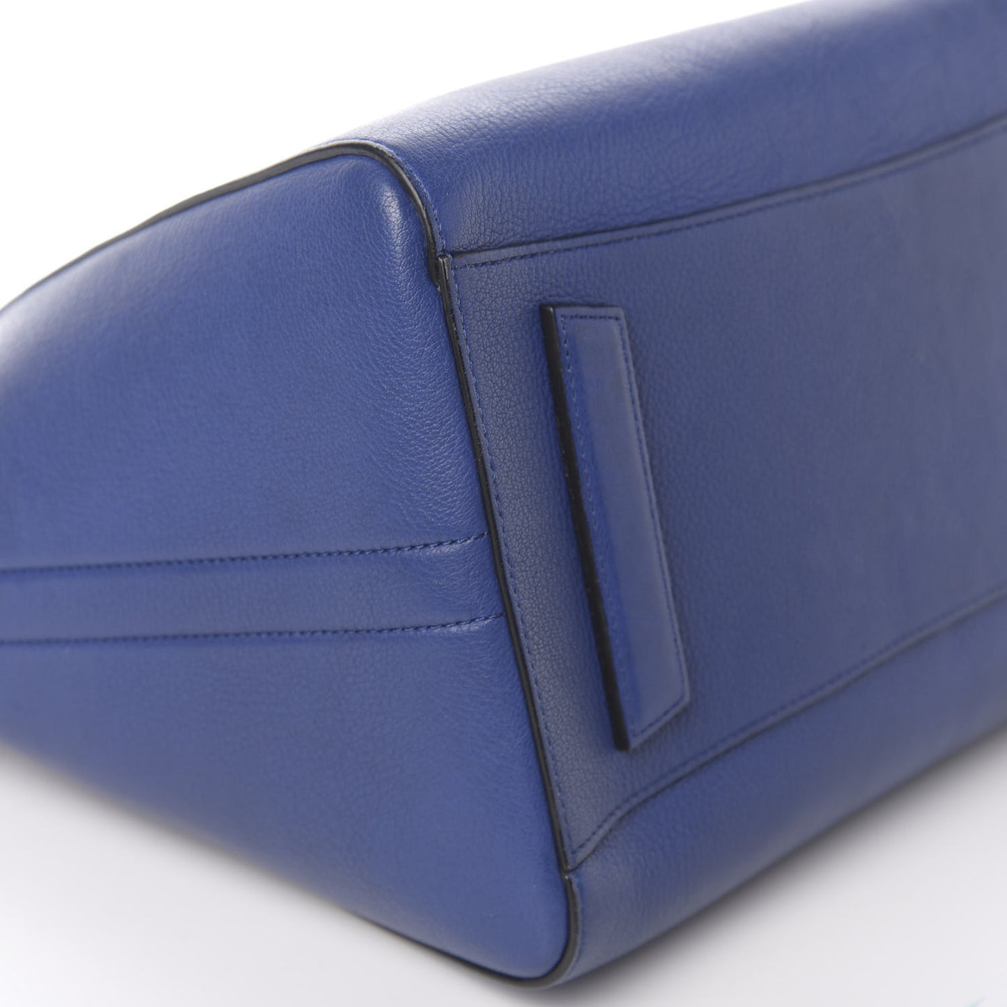 Sugar Goatskin Medium Antigona Bright Blue