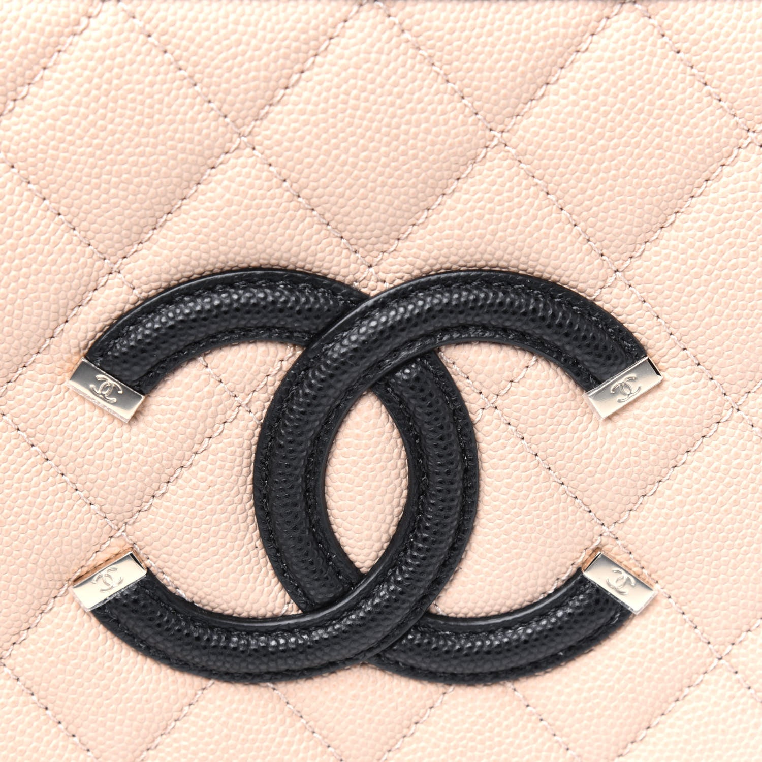 Chanel Caviar Quilted Medium CC Filigree Vanity Case Beige Black 24 of 28