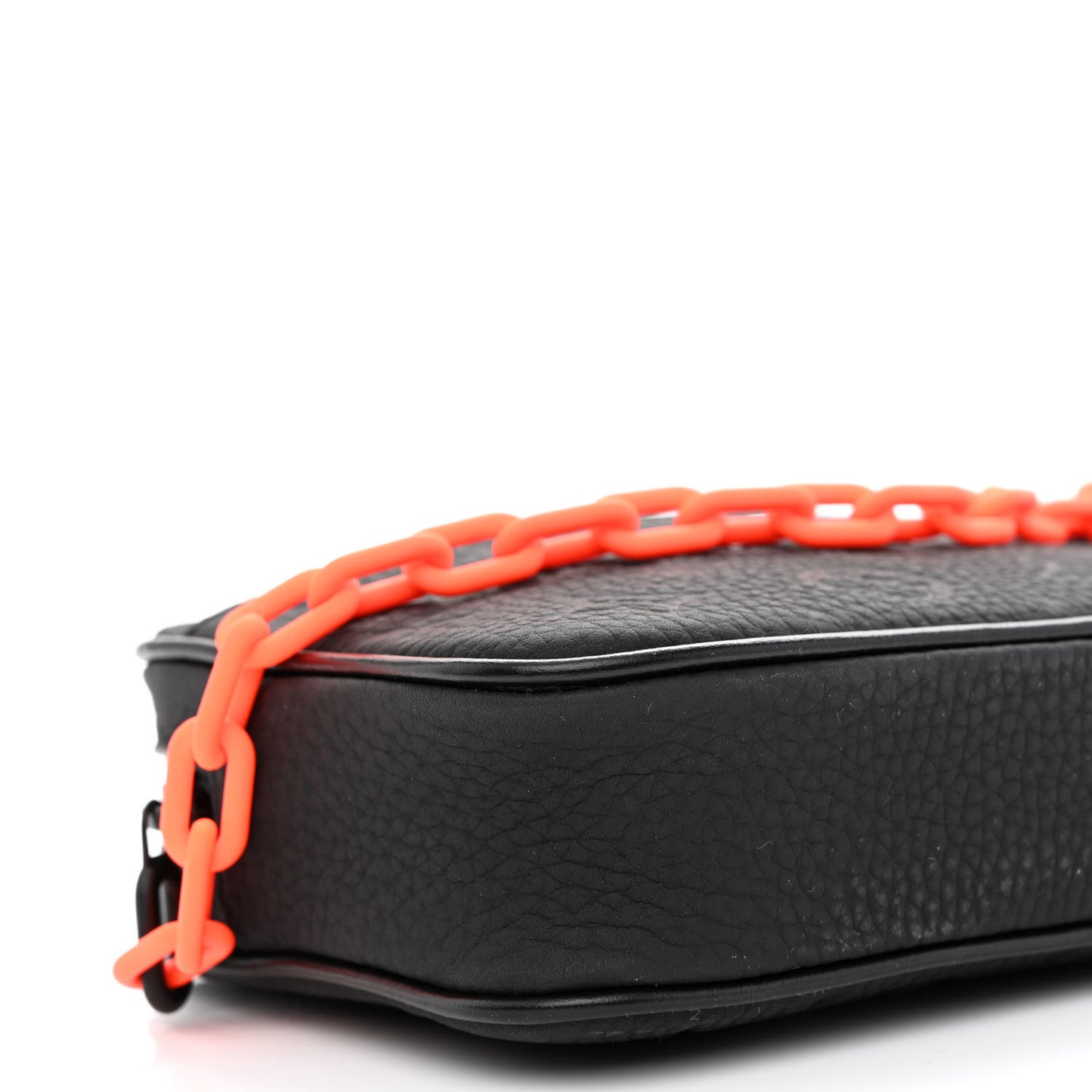 Taurillon Monogram Uniformes Solar Ray Soft Pochette Volga Belt Bag Black