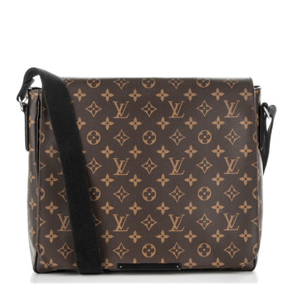 Louis Vuitton Monogram Macassar District MM 1 of 7