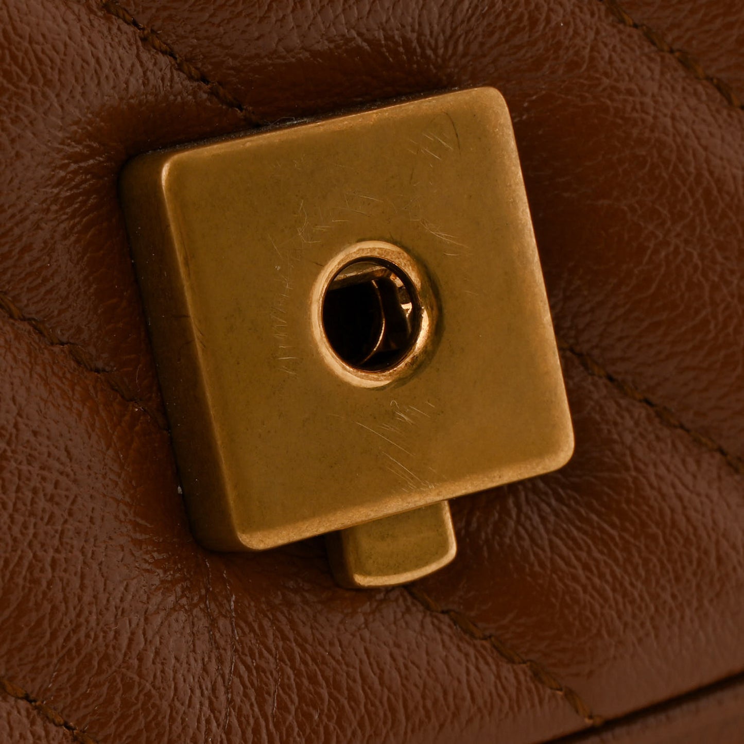Azalea Calfskin Matelasse Diagonal Small GG Marmont Shoulder Bag Cuir