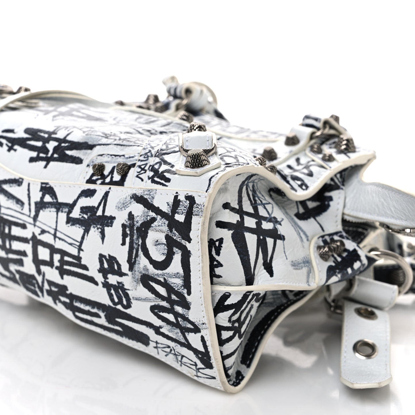 Agneau Arena Graffiti Neo Cagole Handbag XS White Black