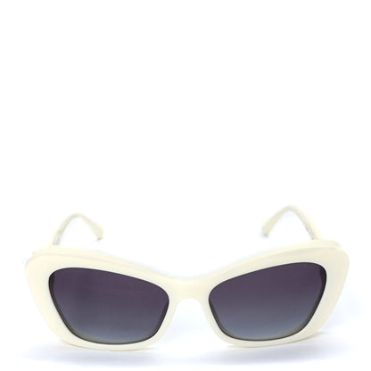 Chanel Acetate Pearl Cat Eye CC Sunglasses 5481-H White 2 of 7