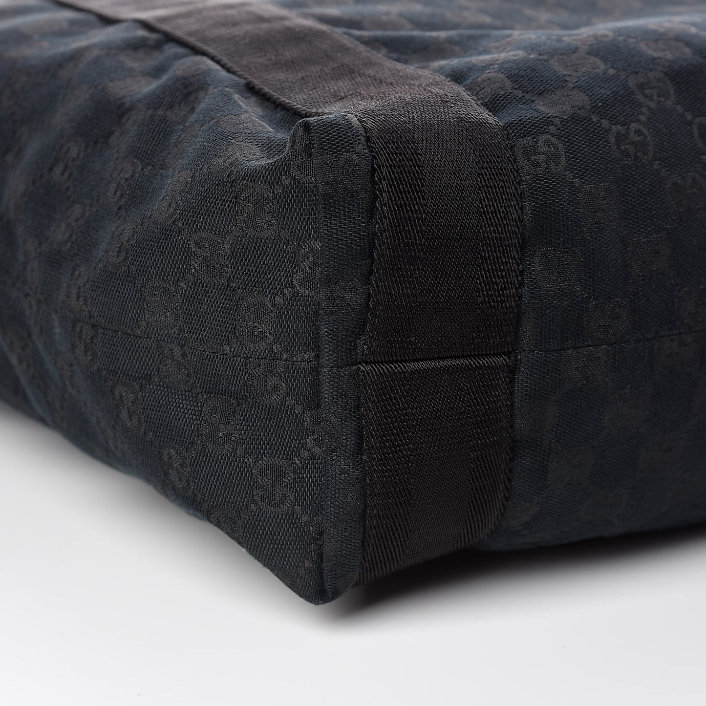 GG Monogram Medium Web Handle Vertical Tote Black