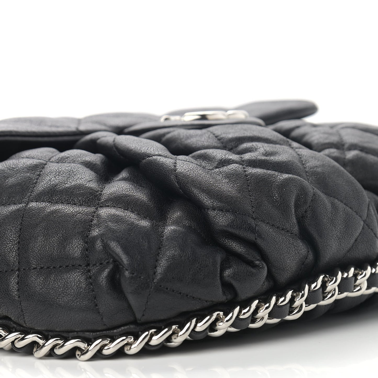 Washed Lambskin Quilted Medium Chain Around Messenger Black