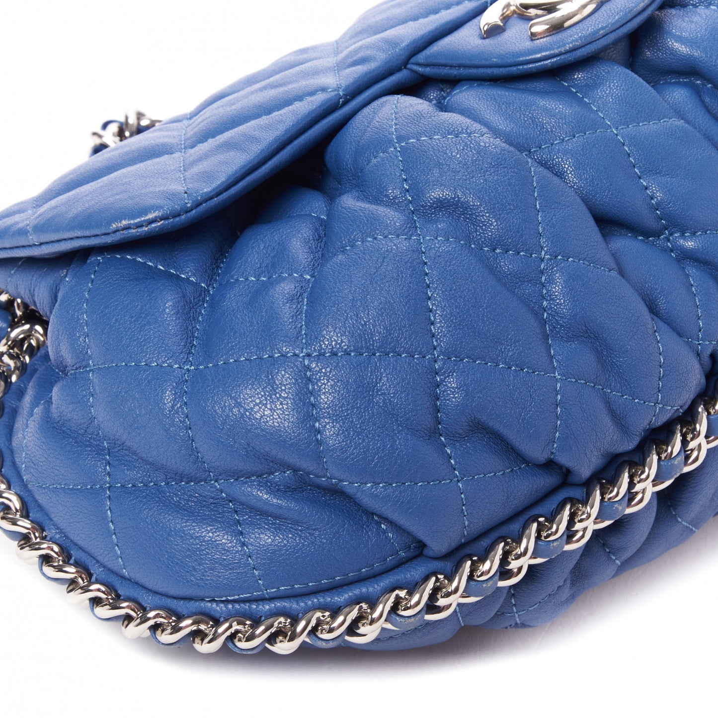 Washed Lambskin Chain Around Medium Messenger Blue