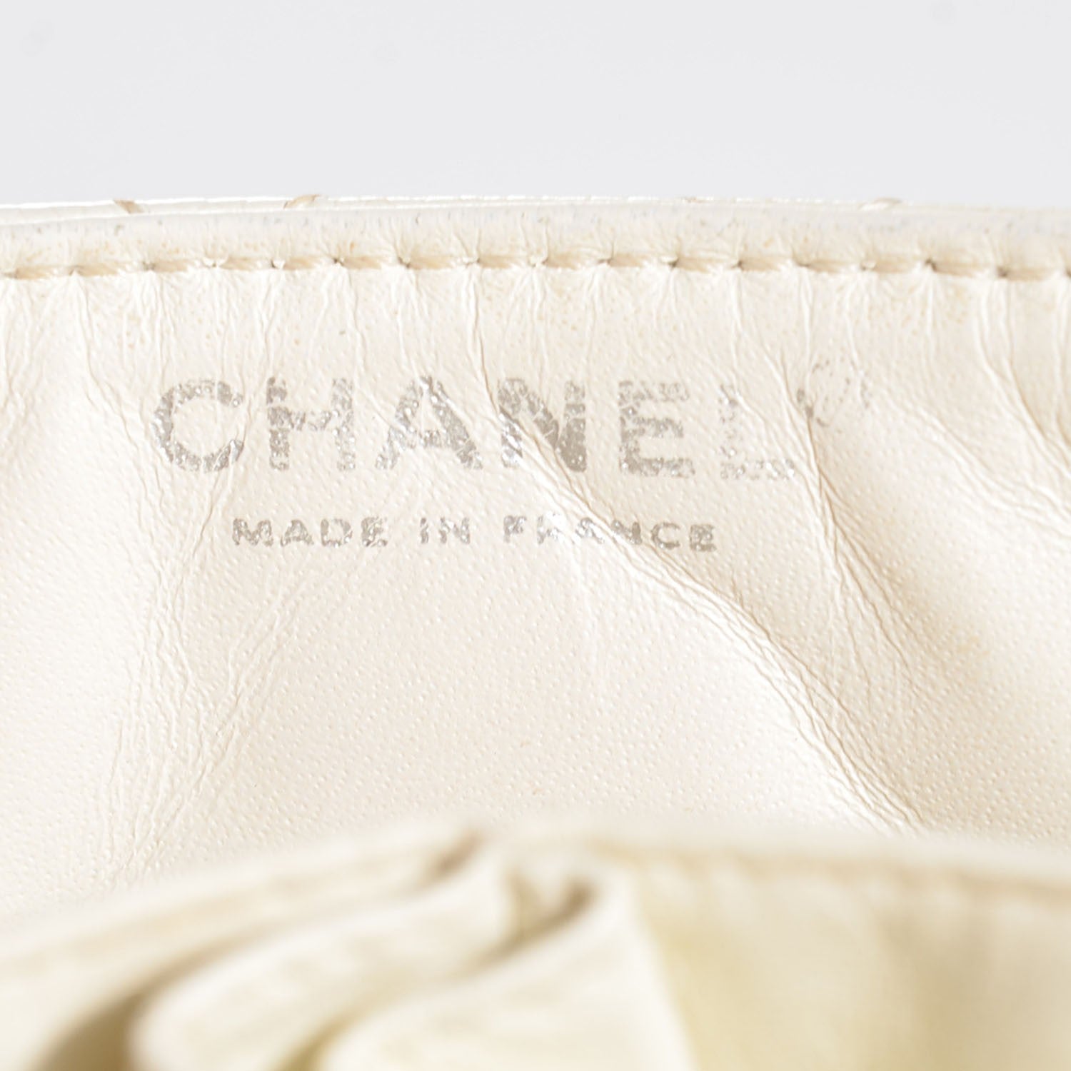 Chanel Caviar Quilted East West Flap White 8 of 9