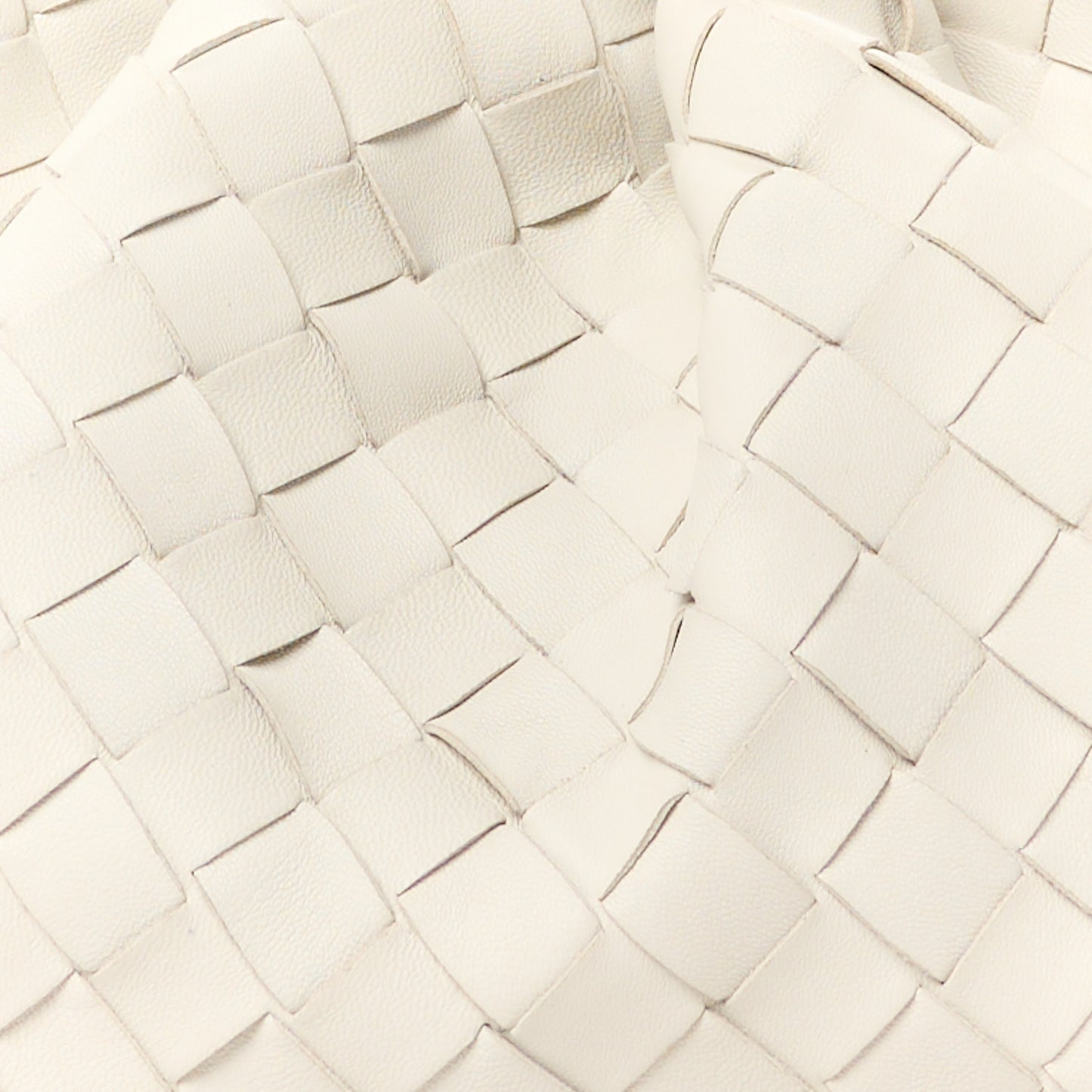 Nappa Maxi Intrecciato The Pouch Oversized Clutch Plaster