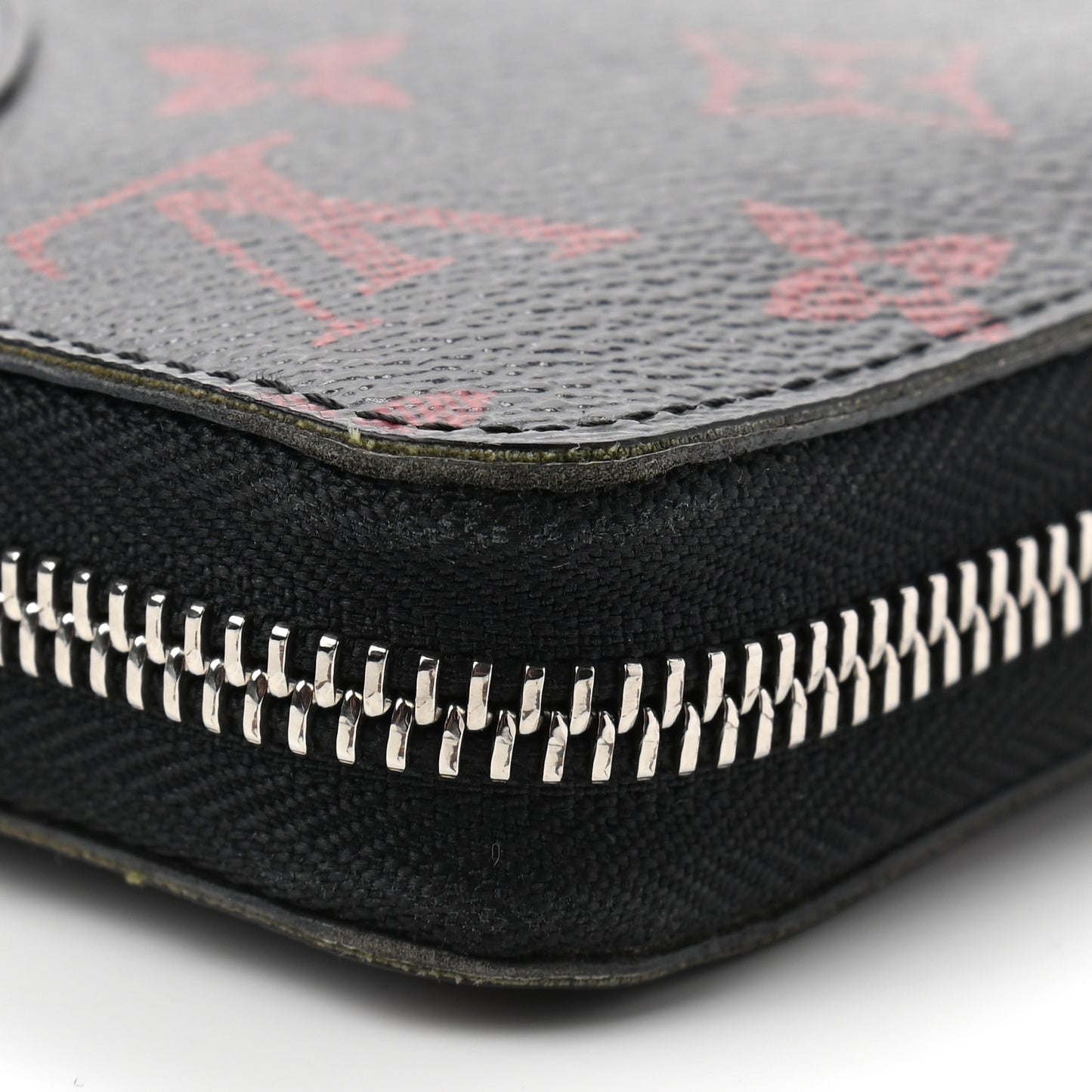 Monogram Infrarouge Zippy Wallet