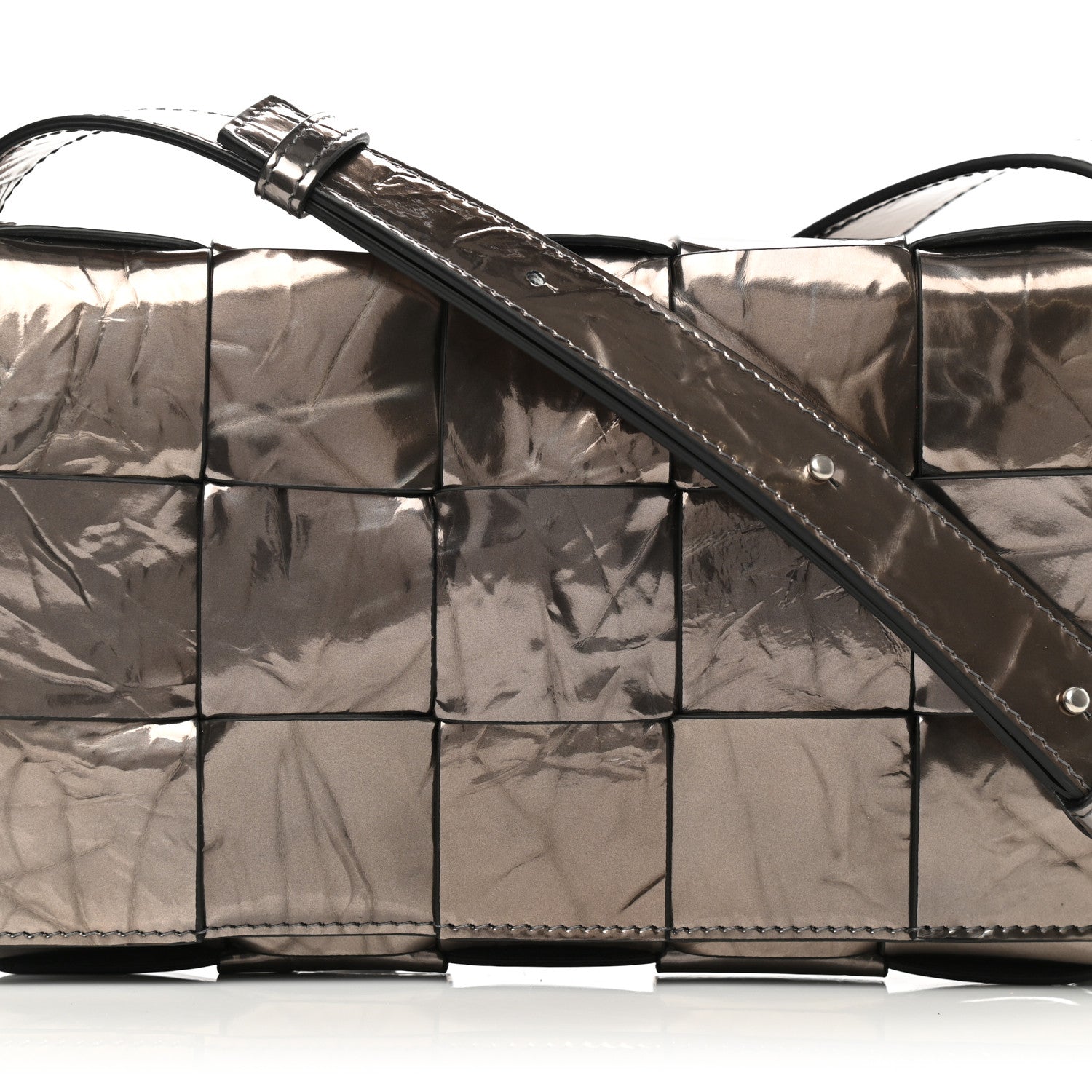 Bottega Veneta Metallic Crushed Calfskin Maxi Intrecciato Cassette Crossbody Bag Anchor 7 of 9