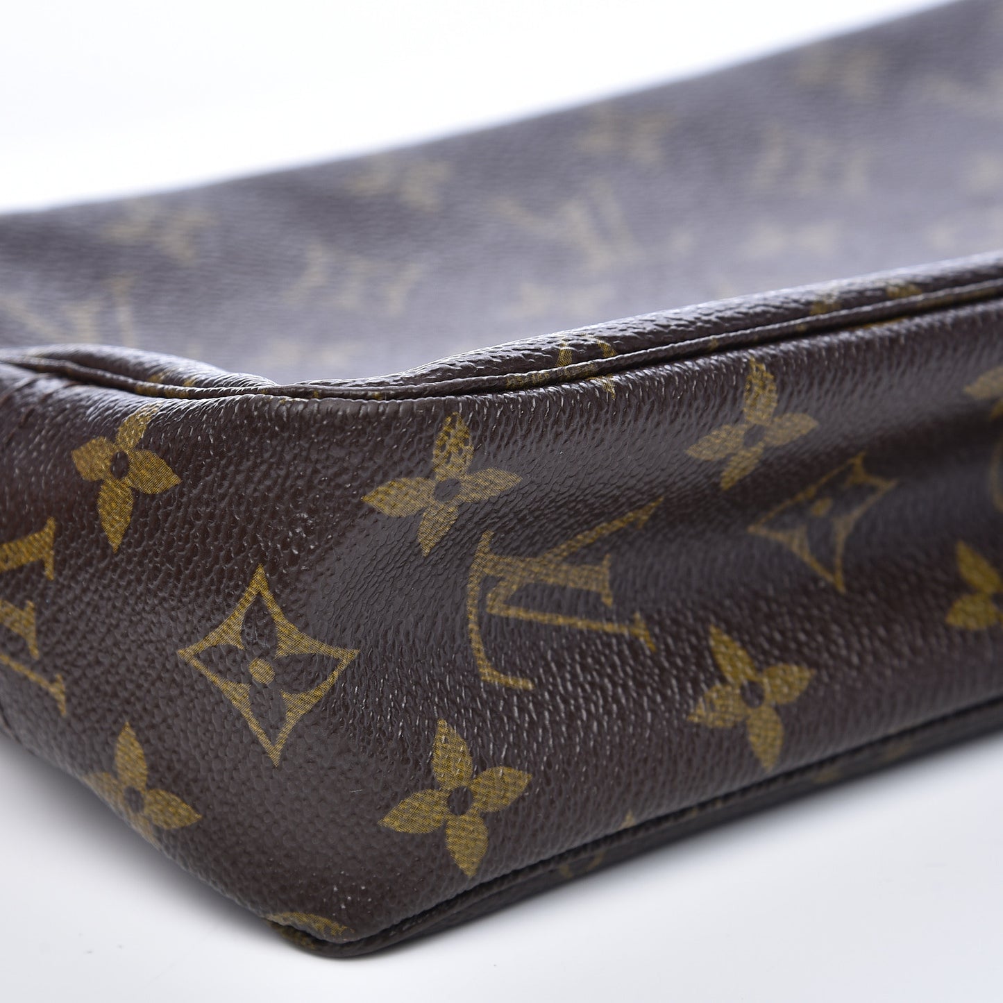 Monogram Trousse Toilette 23