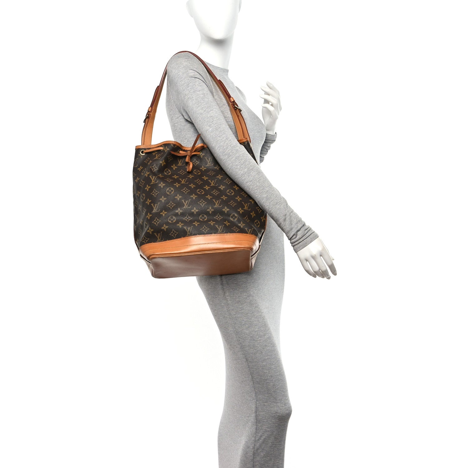 Louis Vuitton Monogram Noe 2 of 14
