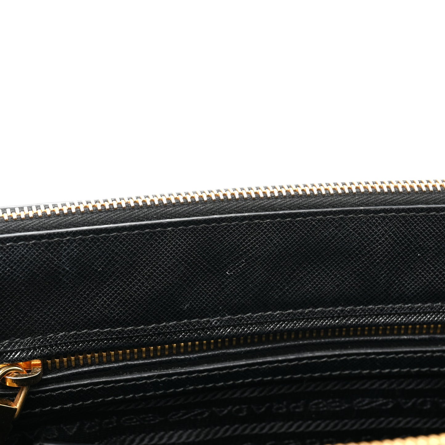 Saffiano Medium Galleria Double Zip Tote Black